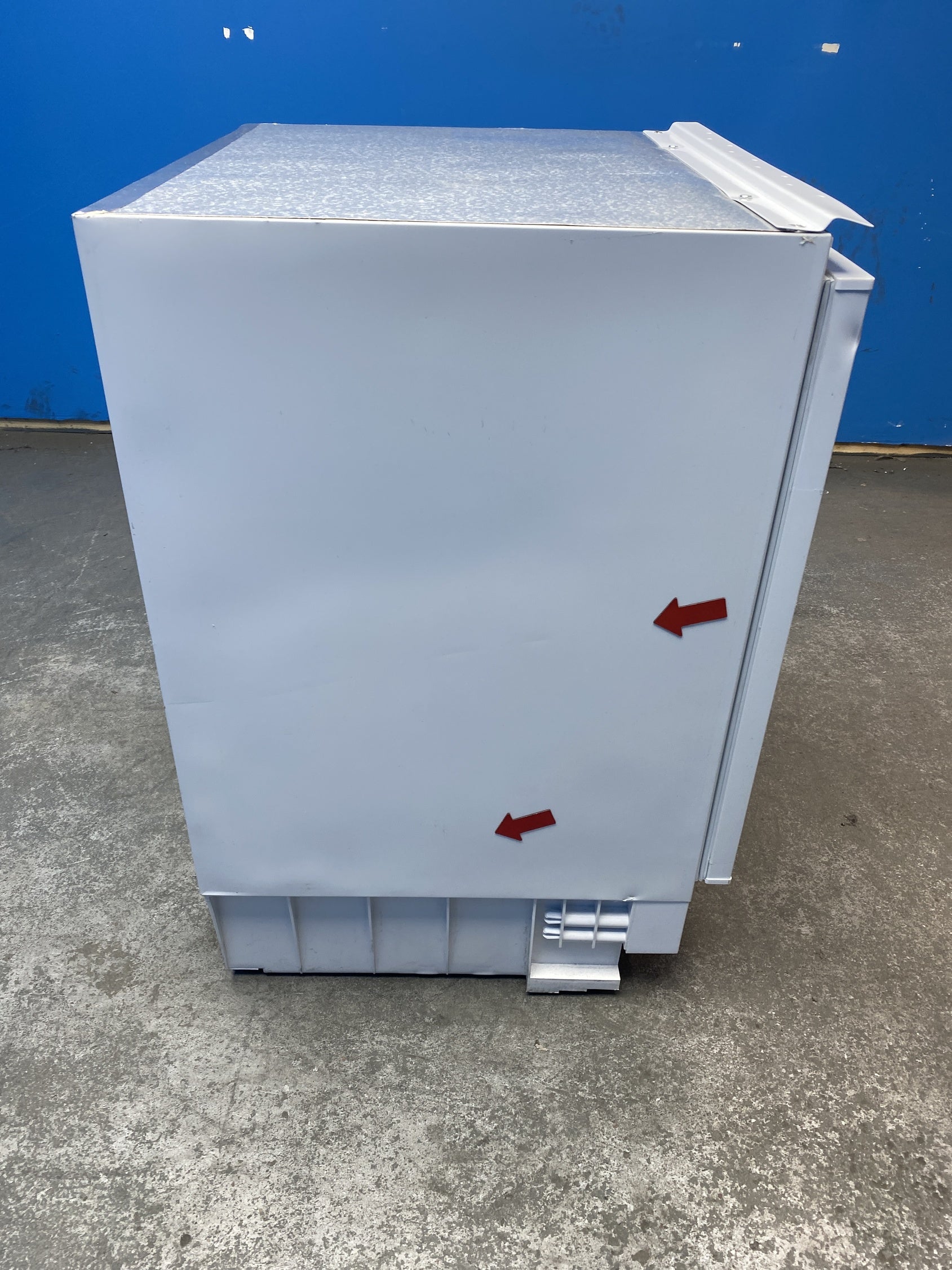 #GRC-154-353 - Candy CM4SE68EWK Integrated Under Counter Fridge with Ice Box
