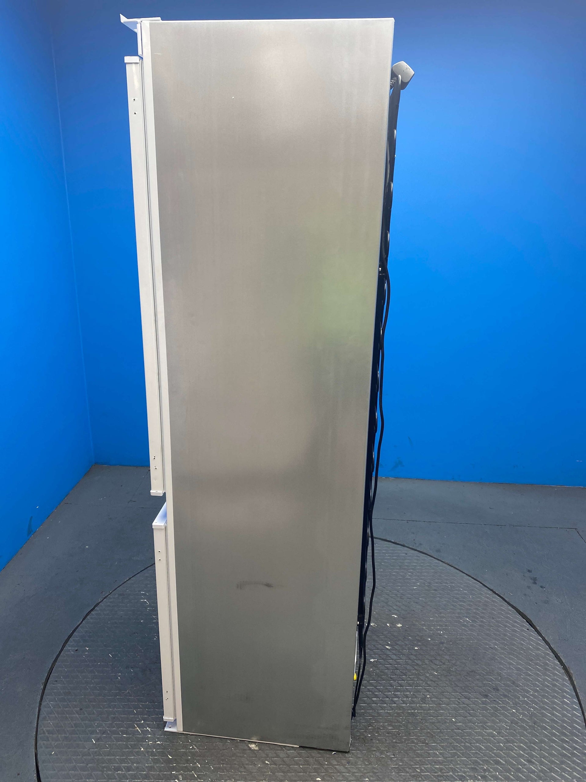 Hoover HOBT5518DWK Integrated 70/30 Total No Frost Fridge Freezer