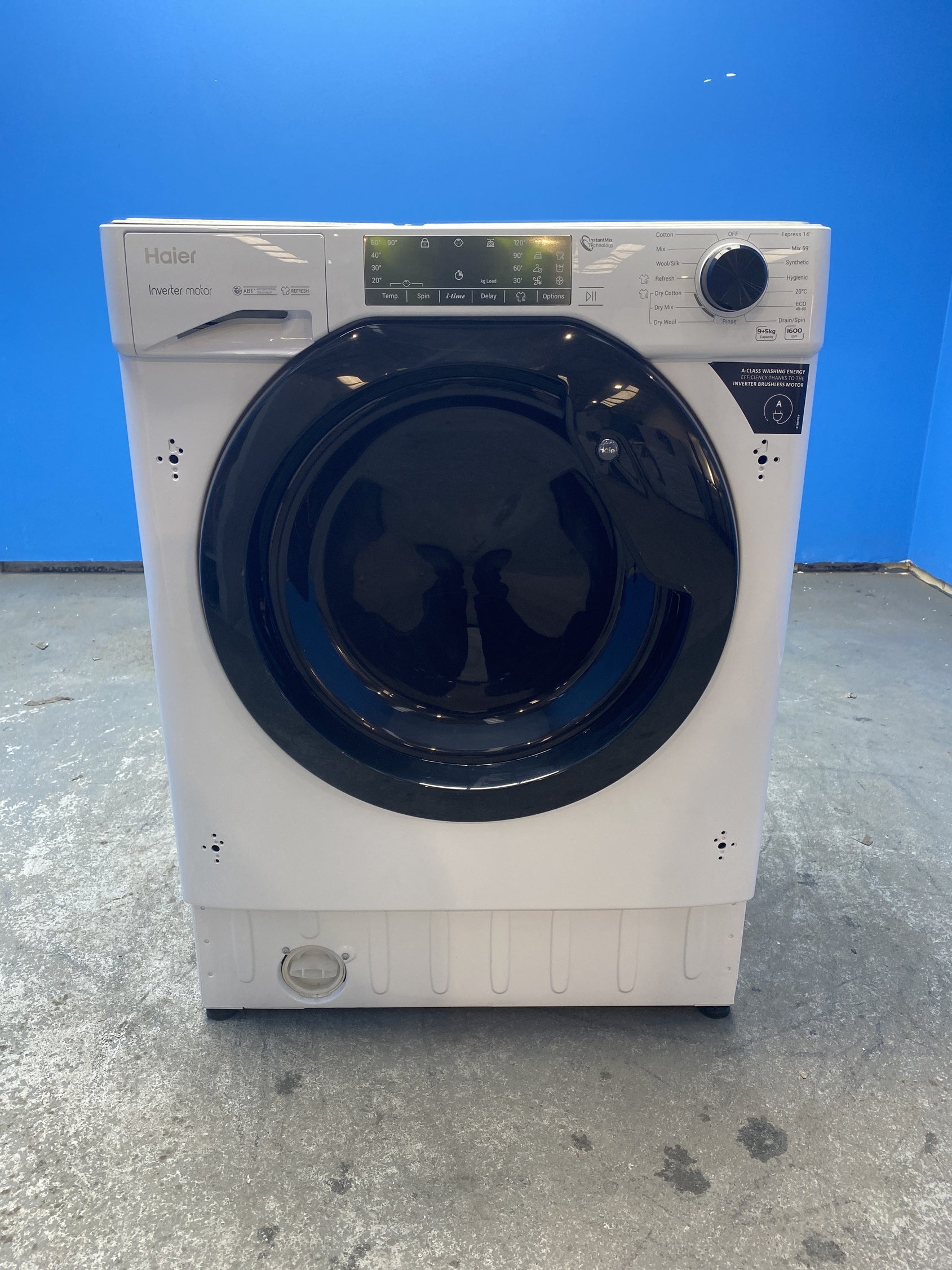 #GRC-152-665 - Haier HWDQ90B416FWB Built-in Series 4 9kg / 5kg 1600 Spin Washer Dryer