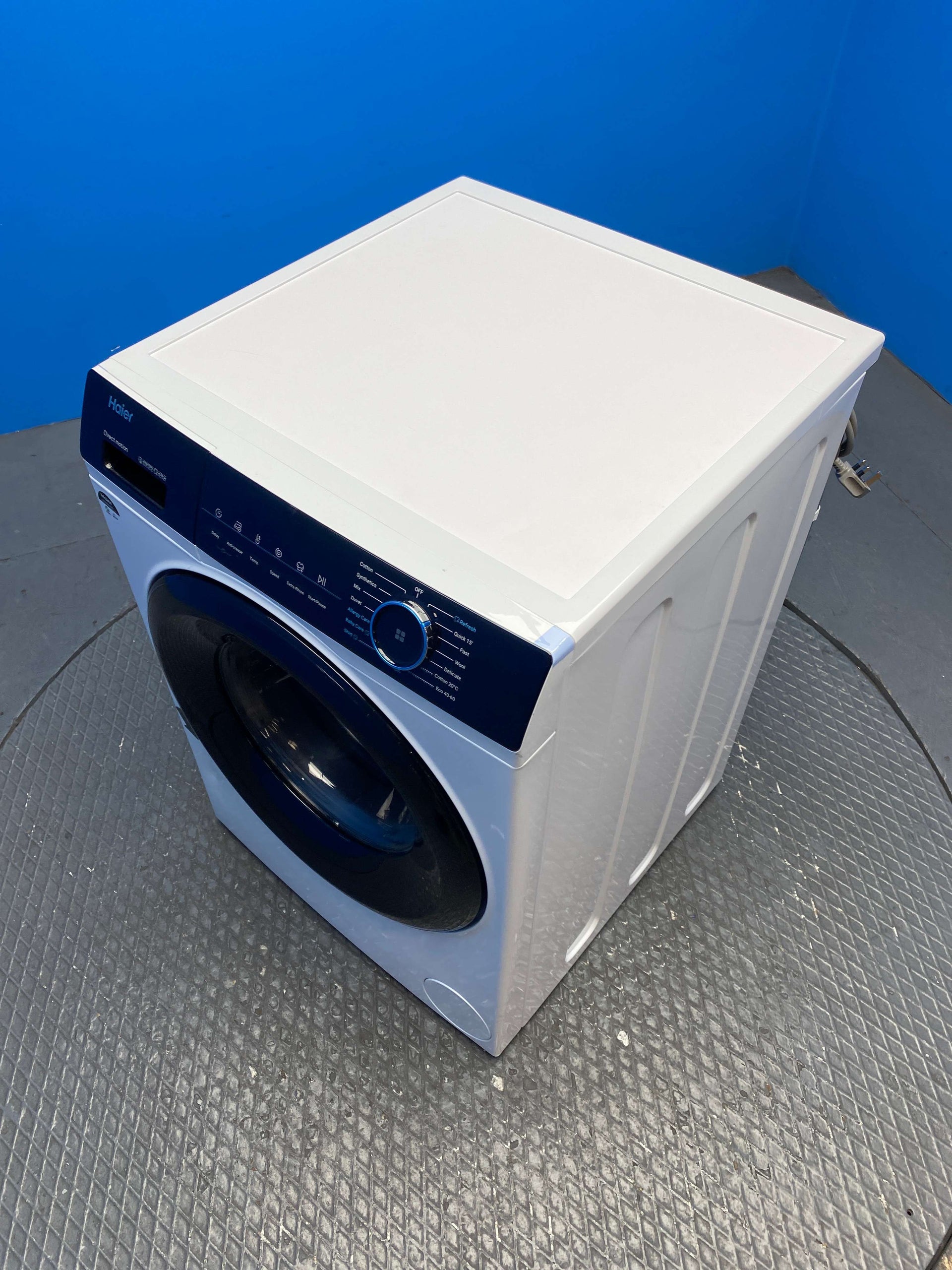 Haier i-Pro Series 3 HW90-B16939 9kg 1600rpm Washing Machine