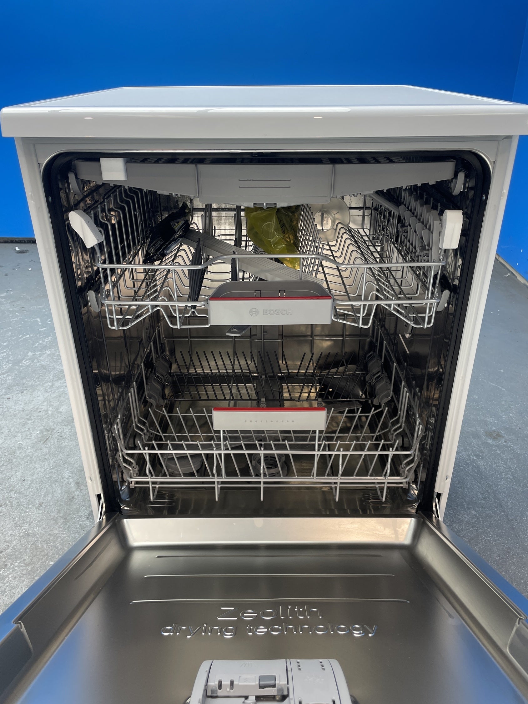 #GRC-158-698 - Bosch SMS6ZCW10G Series 6 14 Place Setting Dishwasher
