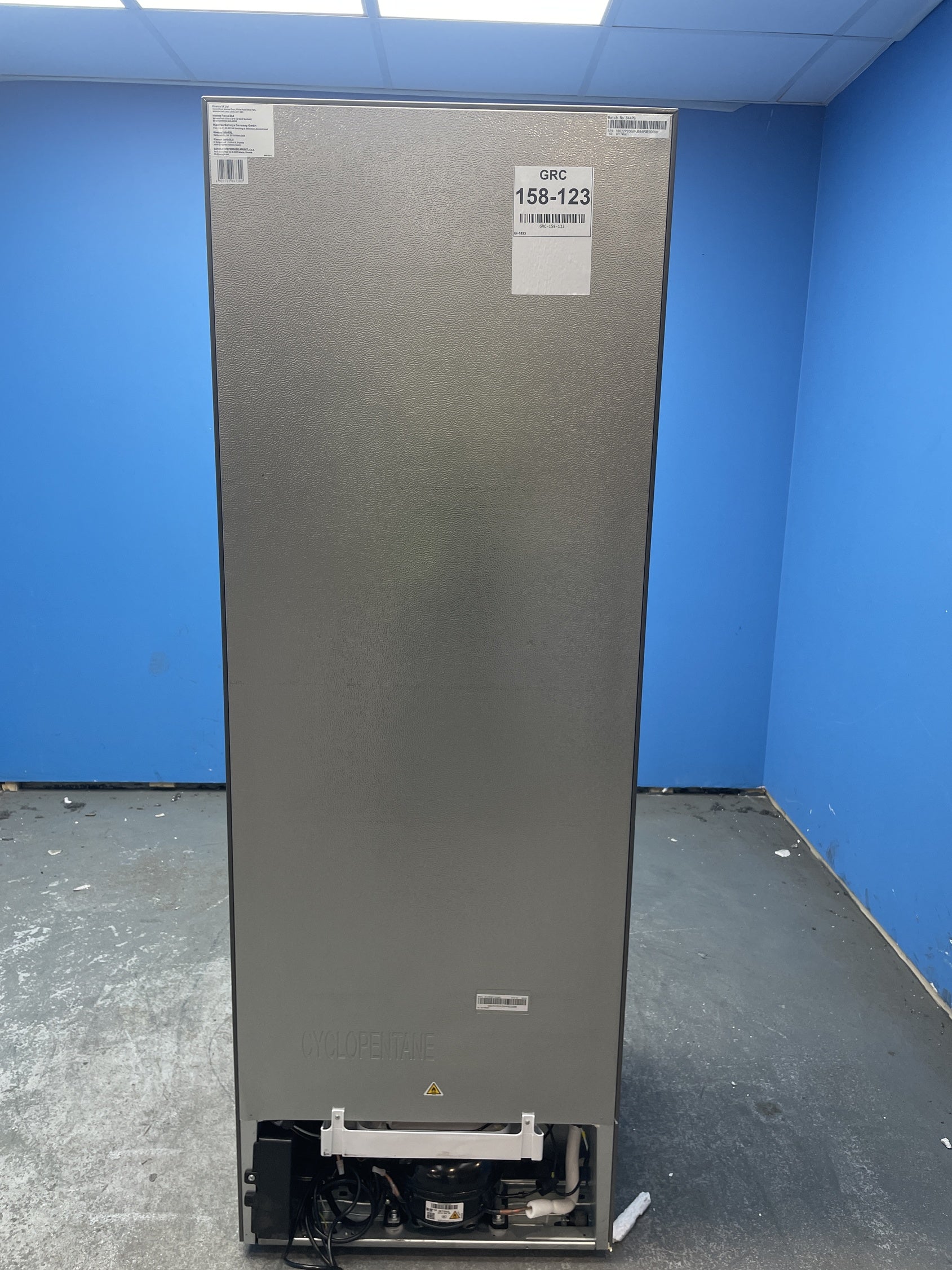 #GRC-158-123 - Hisense FV298N4ACE 240 Litre No Frost Tall Freezer