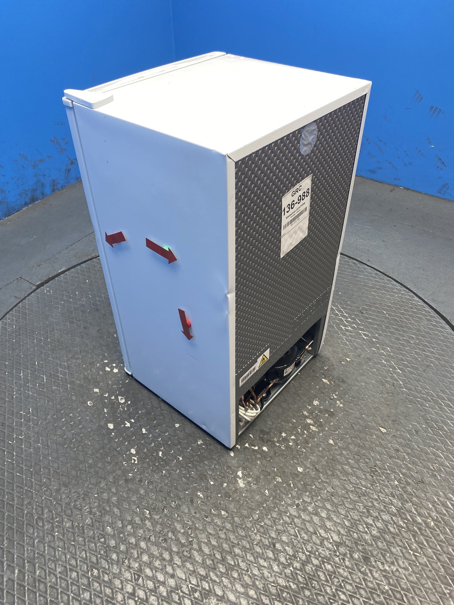 Statesman UC47FZW 47cm 60L Under Counter Freezer
