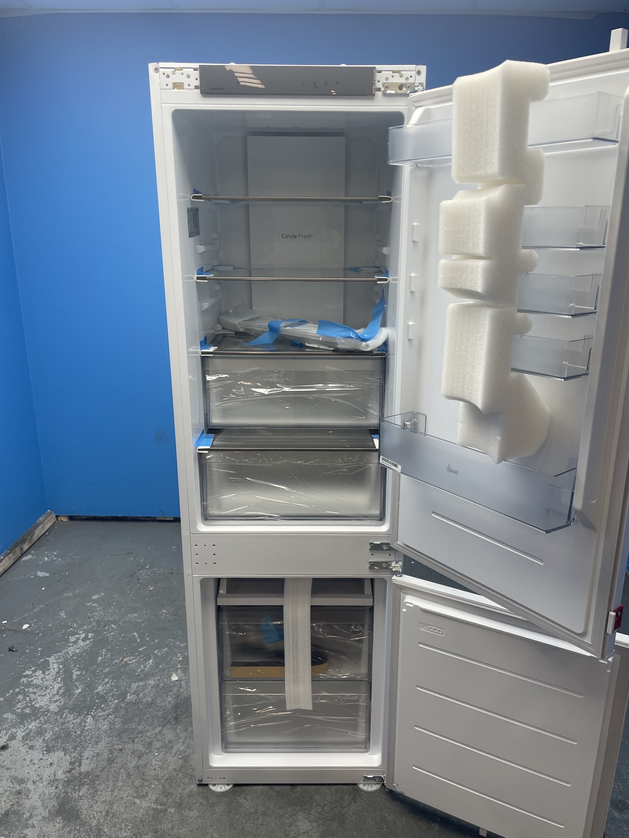 #GRC-159-060 - Hoover H-FRIDGE 400 HONBQT3518EK Built-In Total No Frost Fridge Freezer