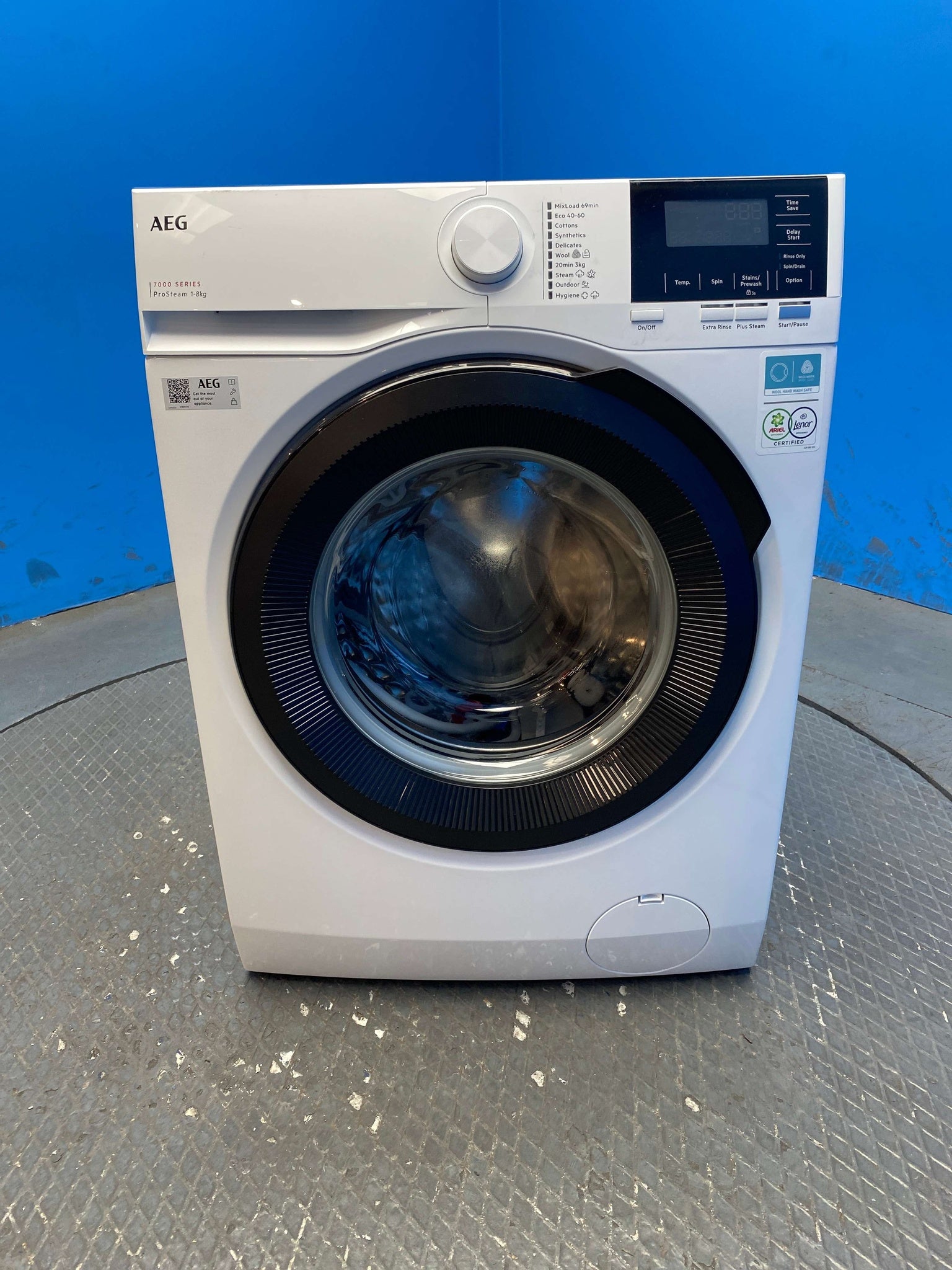 AEG LFR71864B 8kg 1600rpm ProSteam Washing Machine