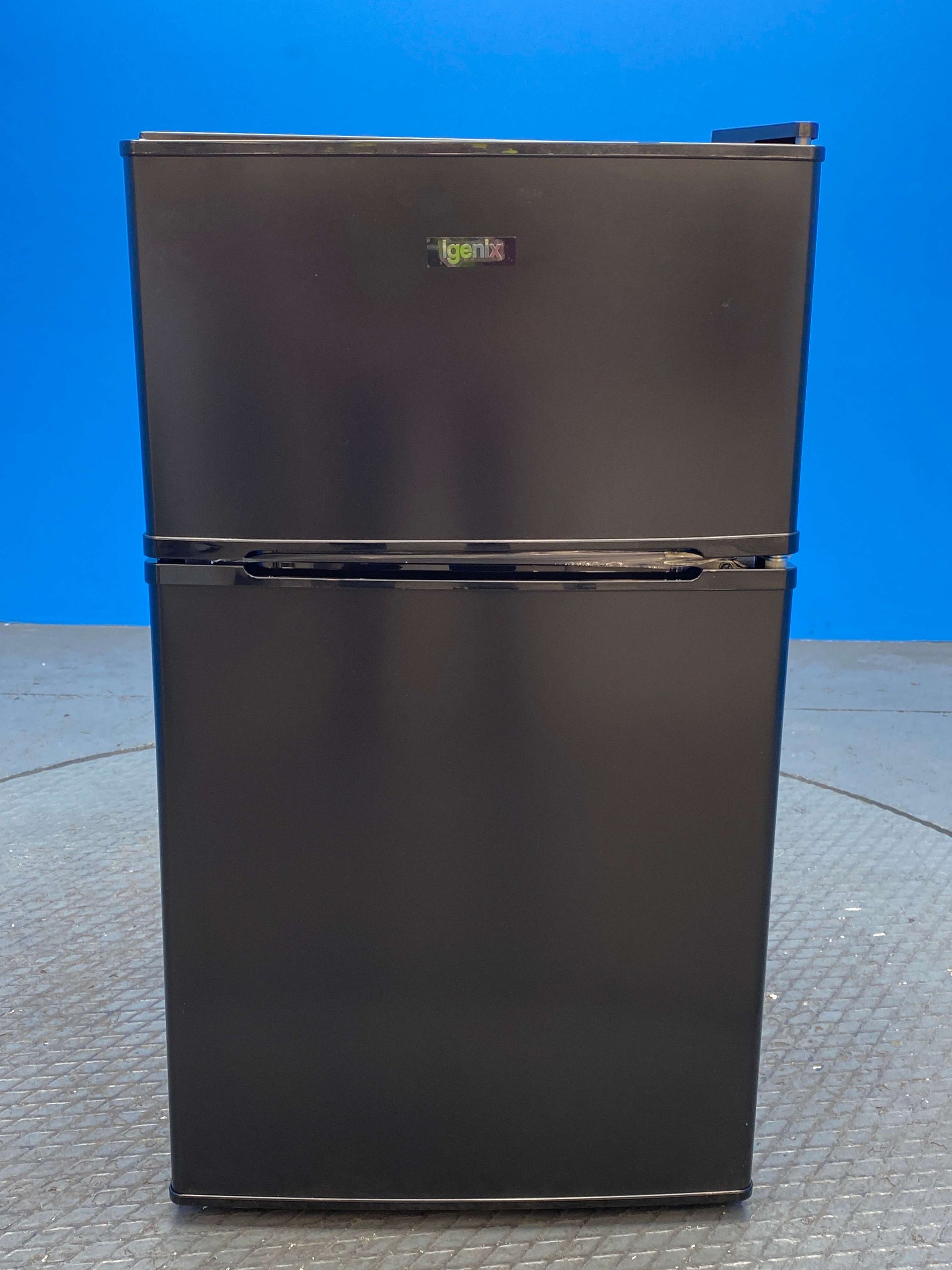 Igenix IG347FFB 96 Litre Under Counter Fridge Freezer