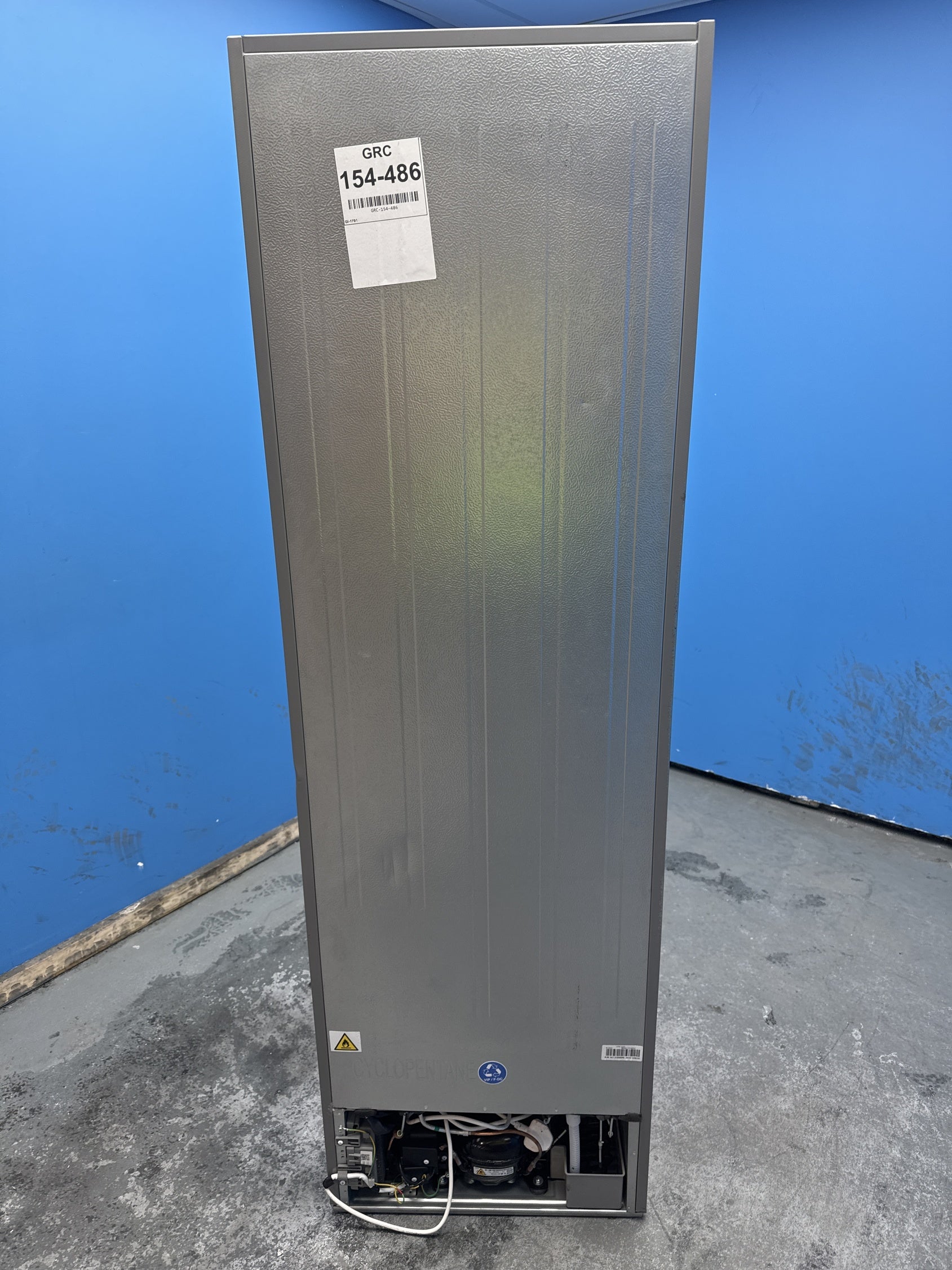#GRC-154-486 - Midea MDRB379FGD02 273L Frost Free Fridge Freezer