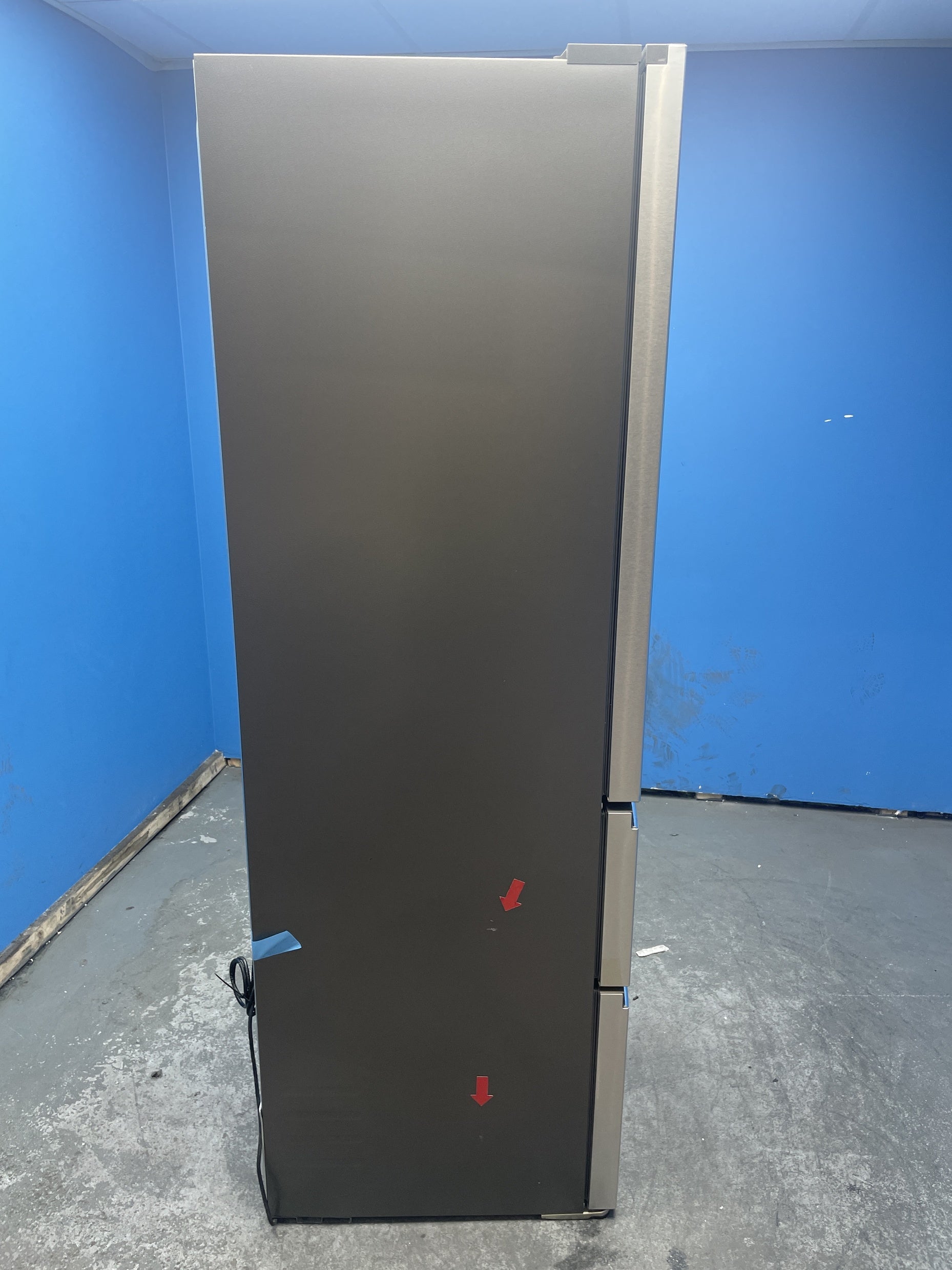 #GRC-163-454 - Haier 60cm Freestanding 70/30 Fridge Freezer – 345L, MyZone, Non-Plumbed Water Dispenser