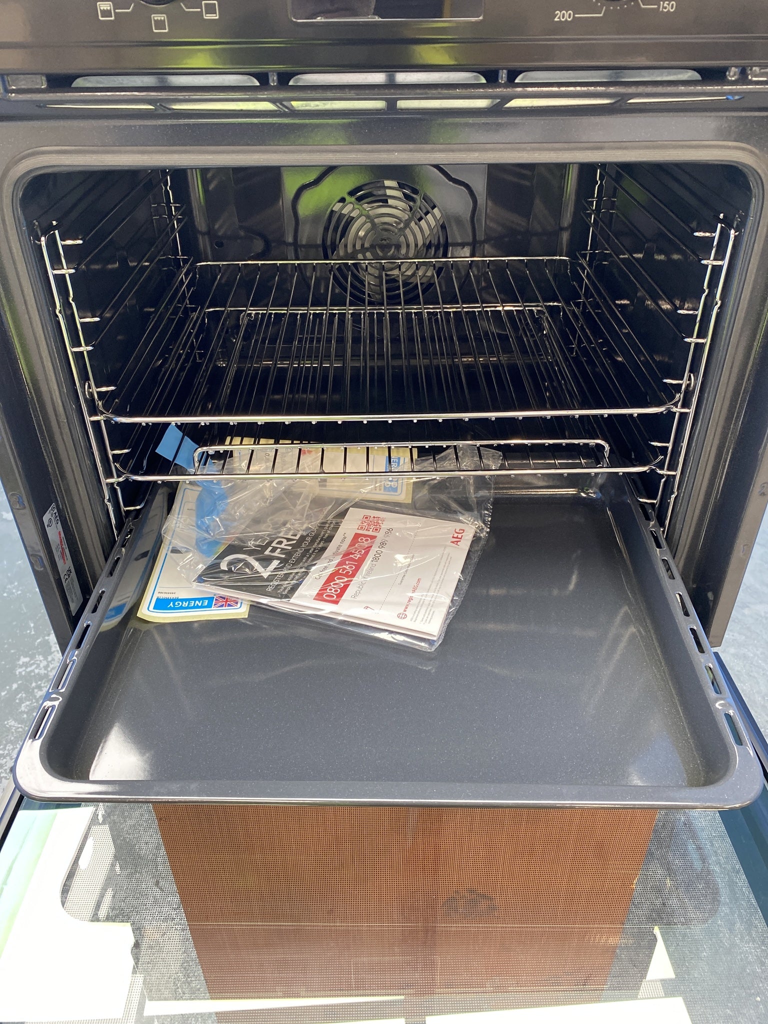 #GRC-155-907 - AEG BEX335011B 3000 SurroundCook Aqua Clean Built-in Oven