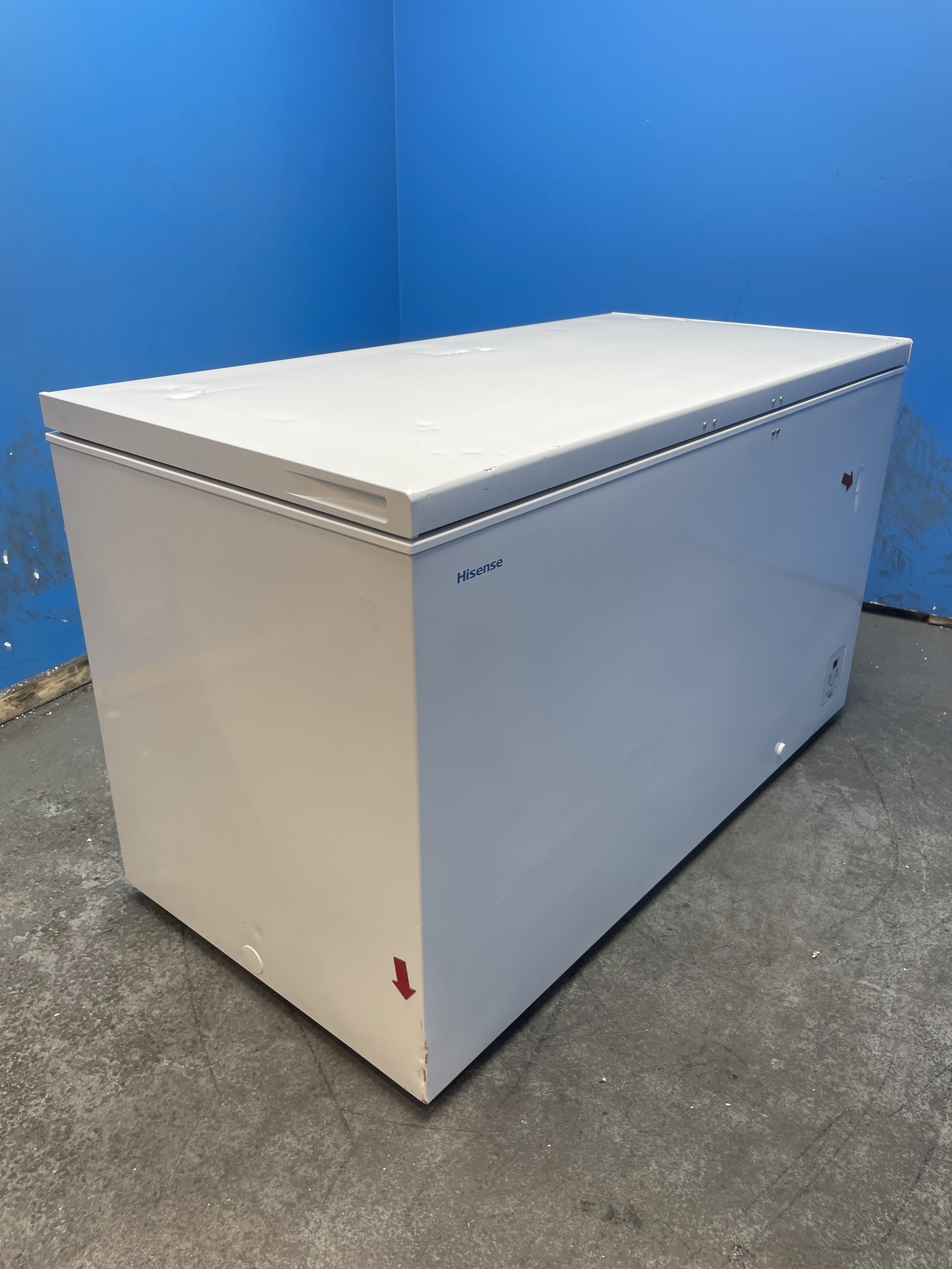 #GRC-163-149 - Hisense FC571D4AWLYE 372L Winter Guard Chest Freezer