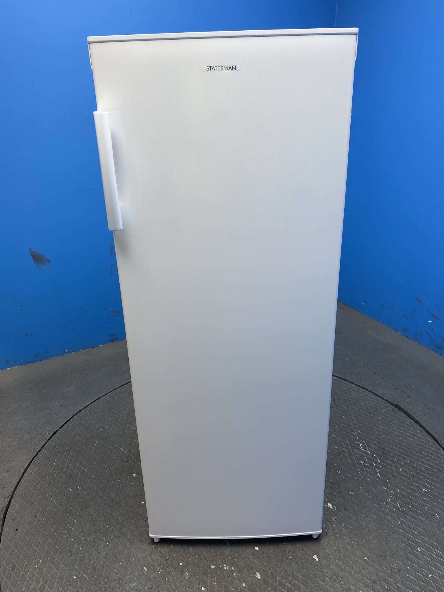 Statesman TL235LWE 235L Tall Larder Fridge