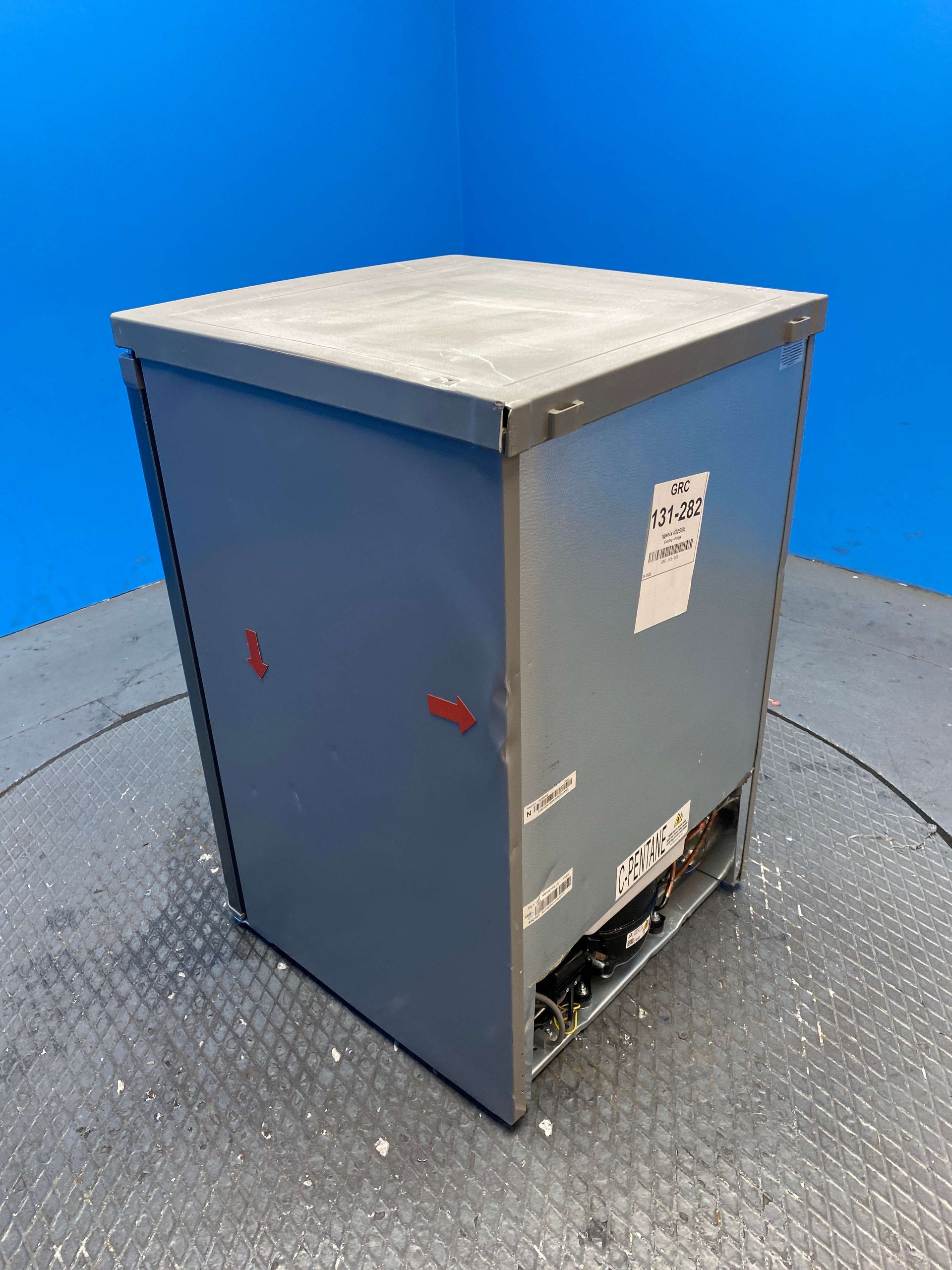 Igenix IG255X 136 Litre Undercounter Fridge