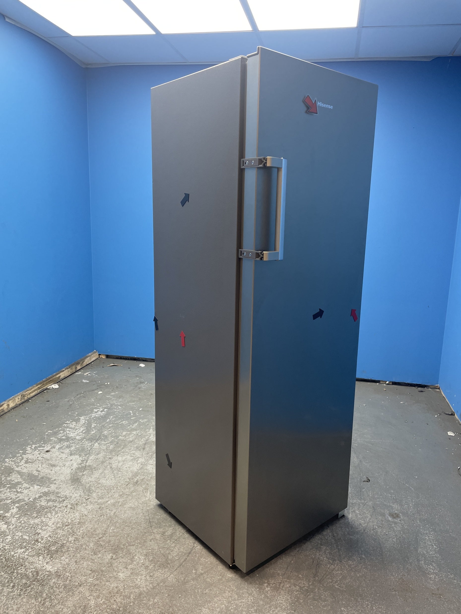 #GRC-153-738 - Hisense RL415N4ACE Tall 322 Litre No Frost Larder Fridge