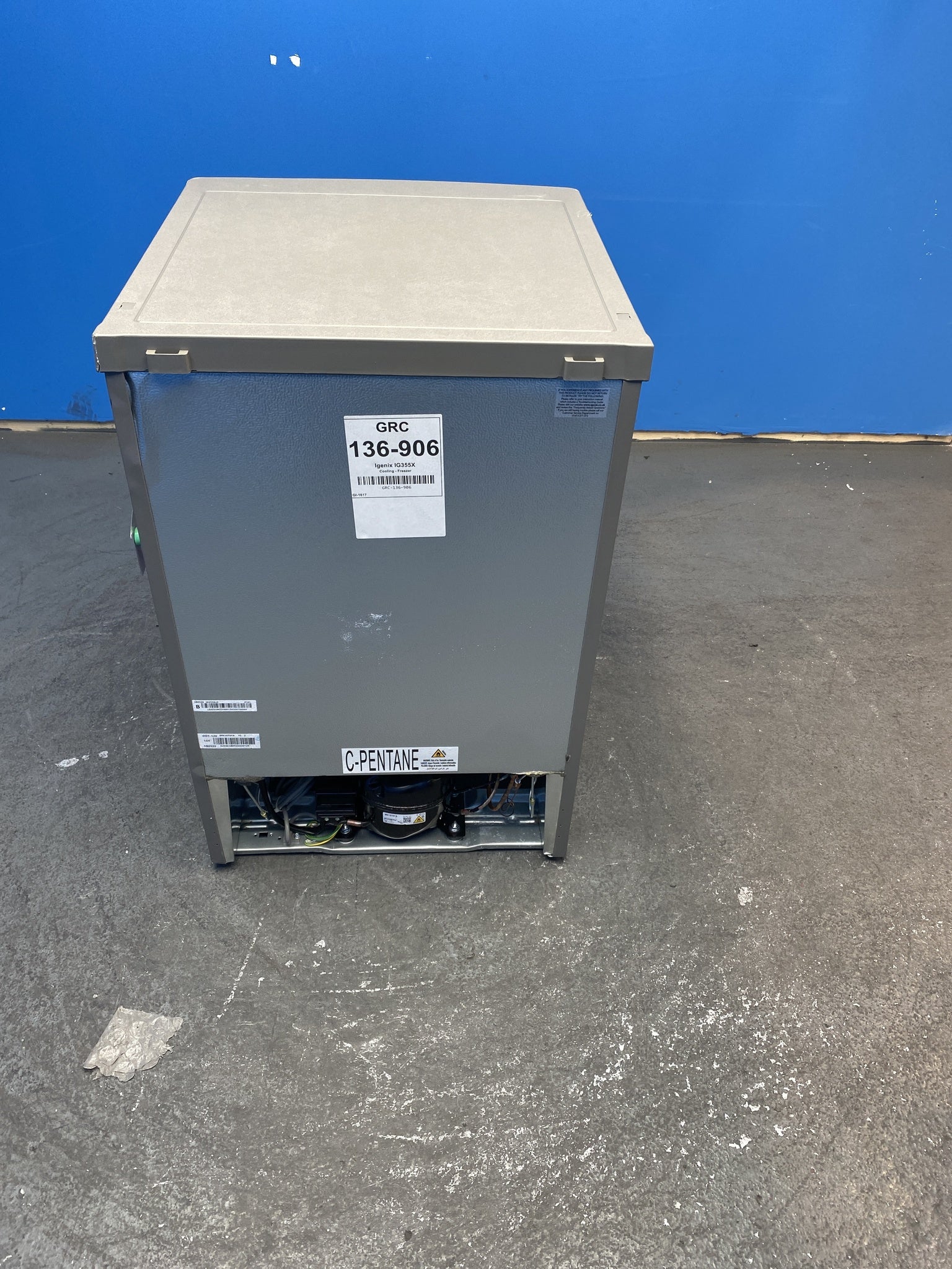 Igenix IG355X 91 Litre Under Counter Freezer