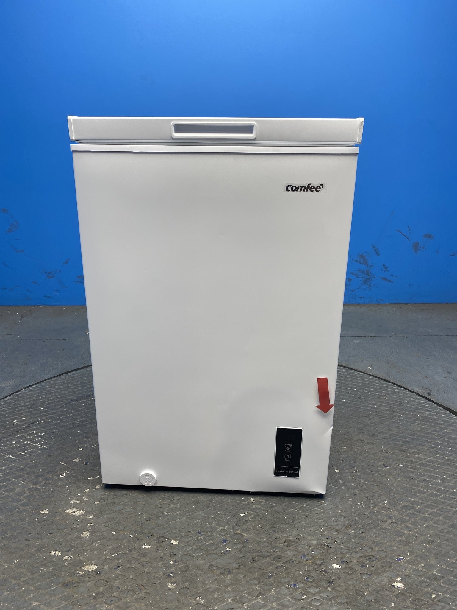 COMFEE' RCC100WH2E 99L Chest Freezer with Digital Control