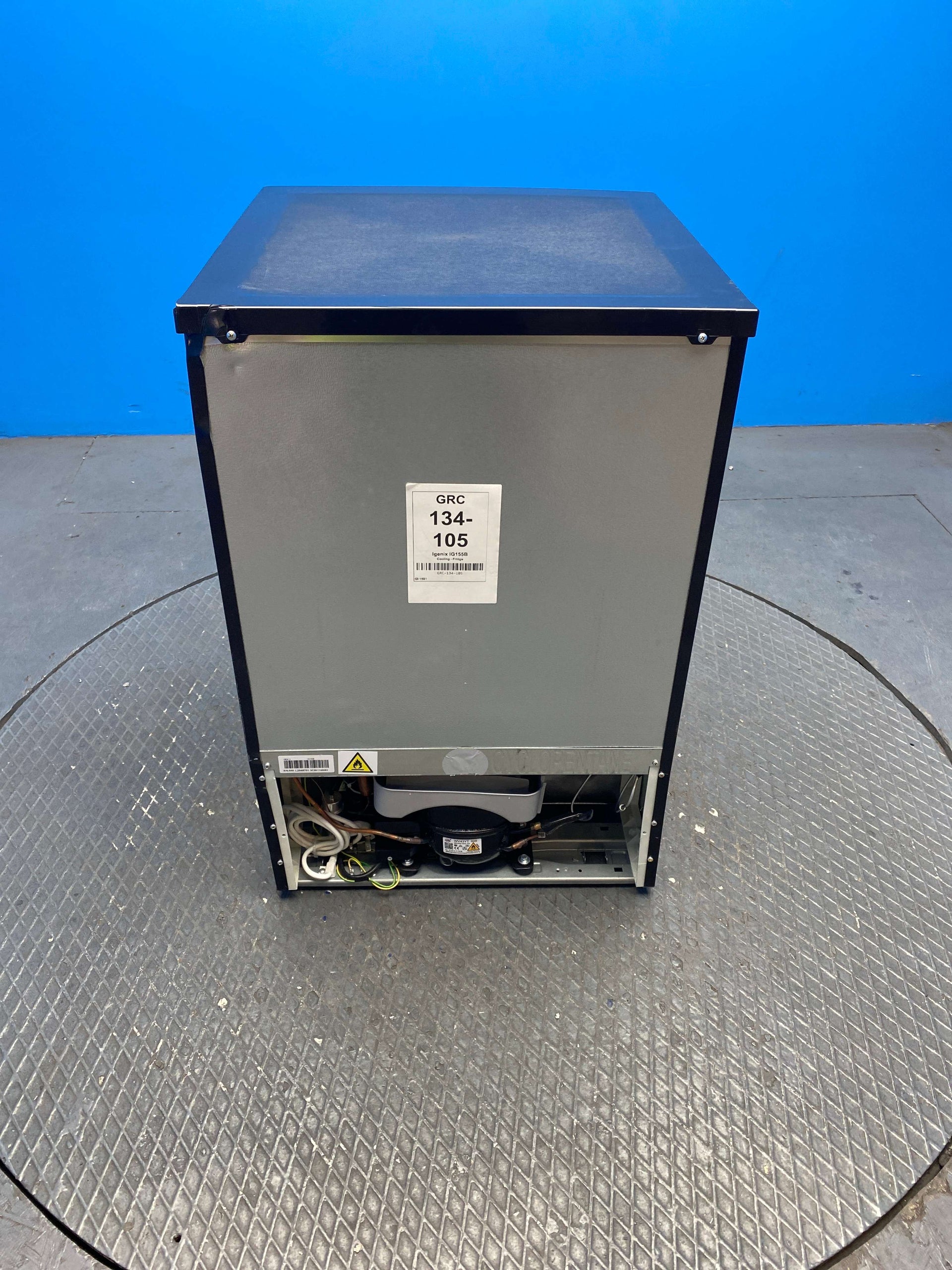 Igenix IG155B 109 Litre Under Counter Fridge with Ice Box