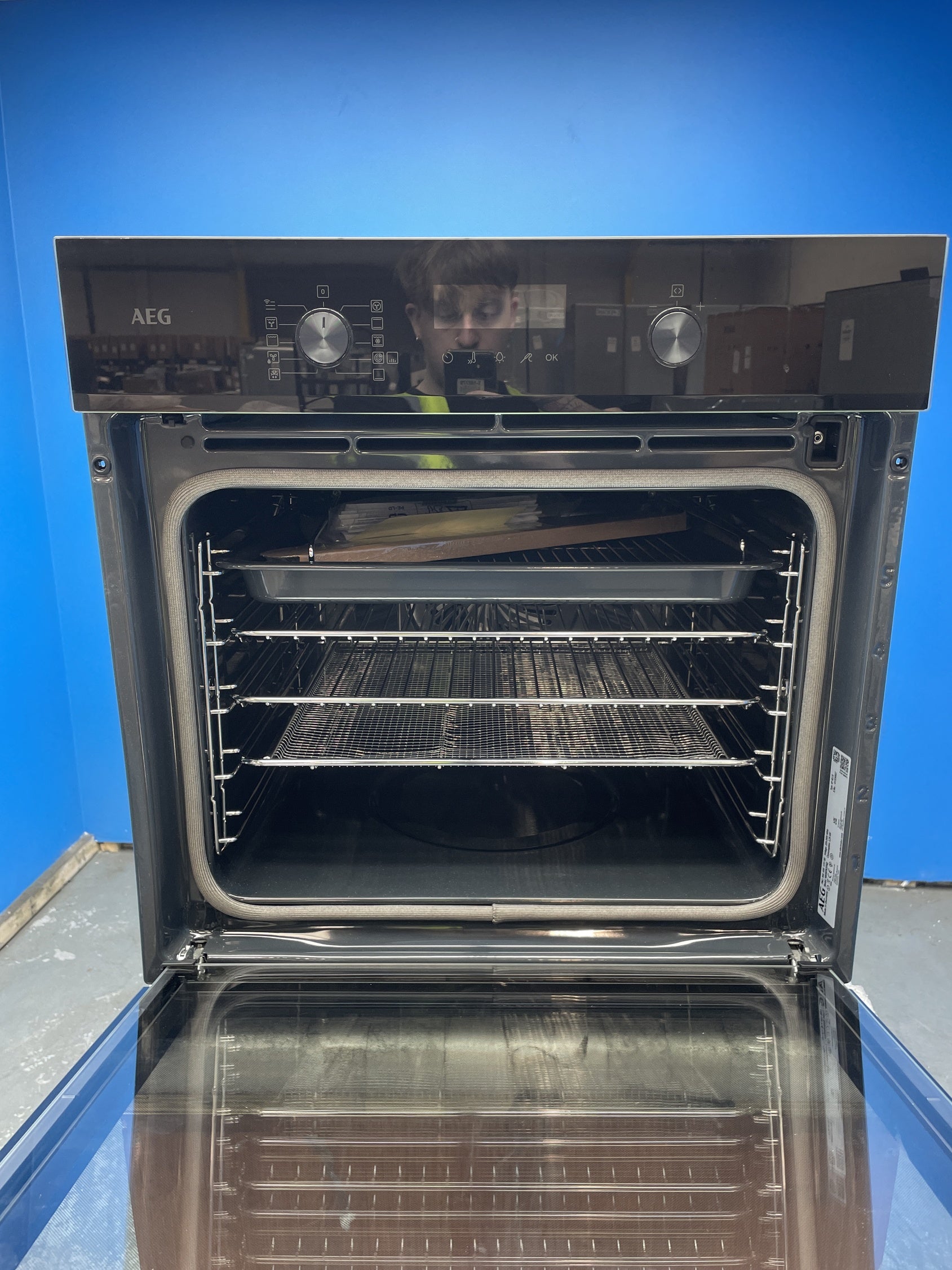 #GRC-158-210 - AEG NBS6P53PAB 6000 SenseCook Built-In Pyrolytic Oven