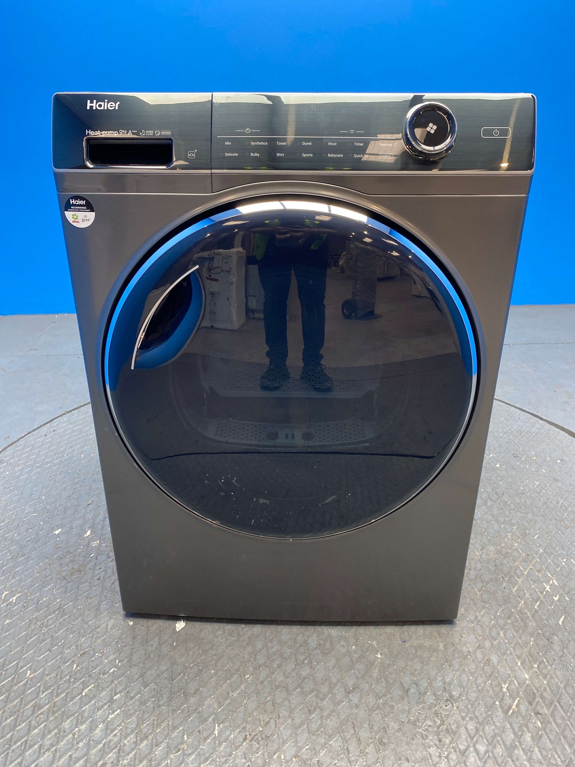 Haier HD90-A3Q979SU1 9kg Heat Pump Tumble Dryer