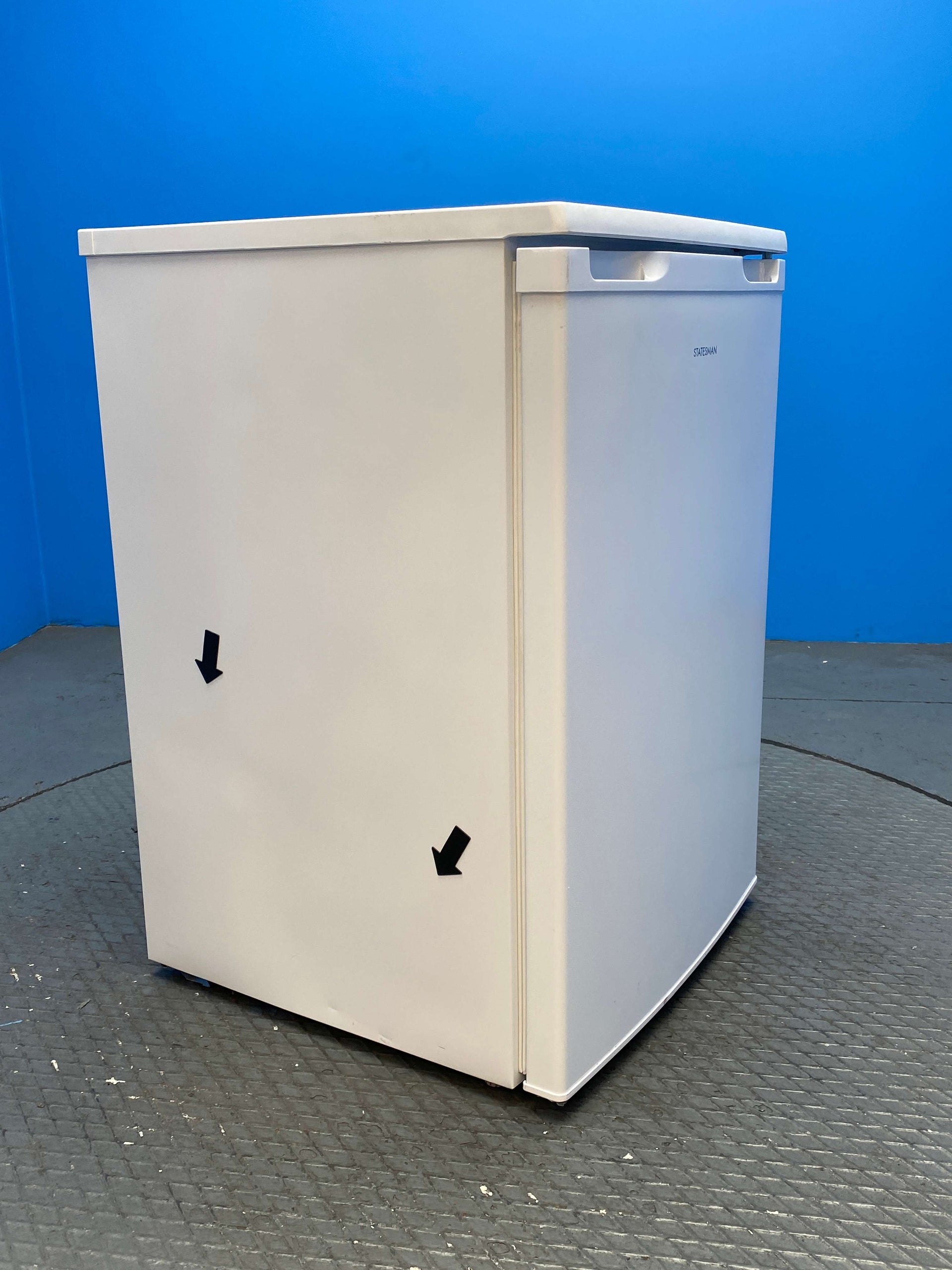 Statesman L255W 113 Litre 55cm Under Counter Fridge