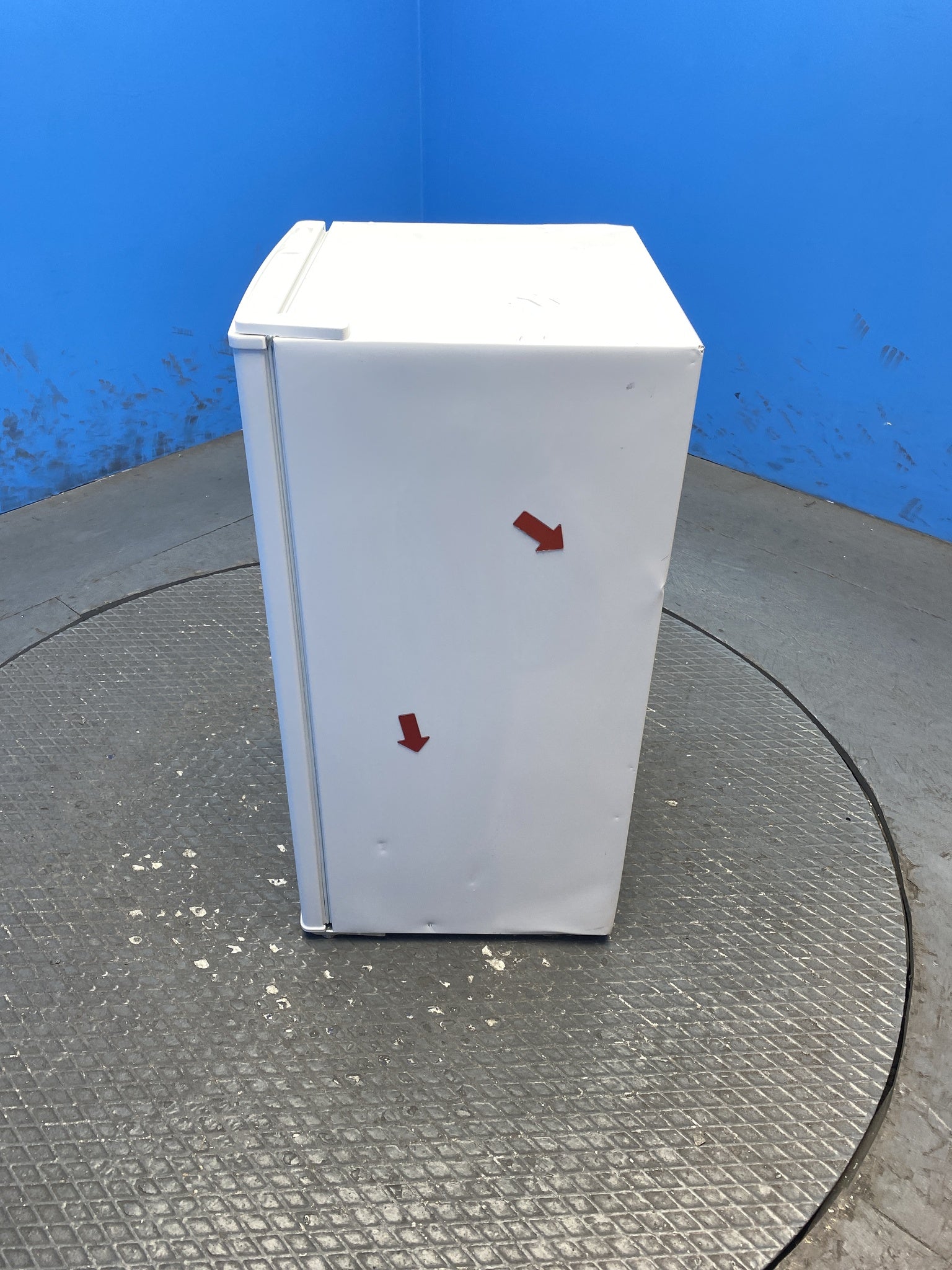 Statesman UC47LFW 93 Litres Under Counter Fridge