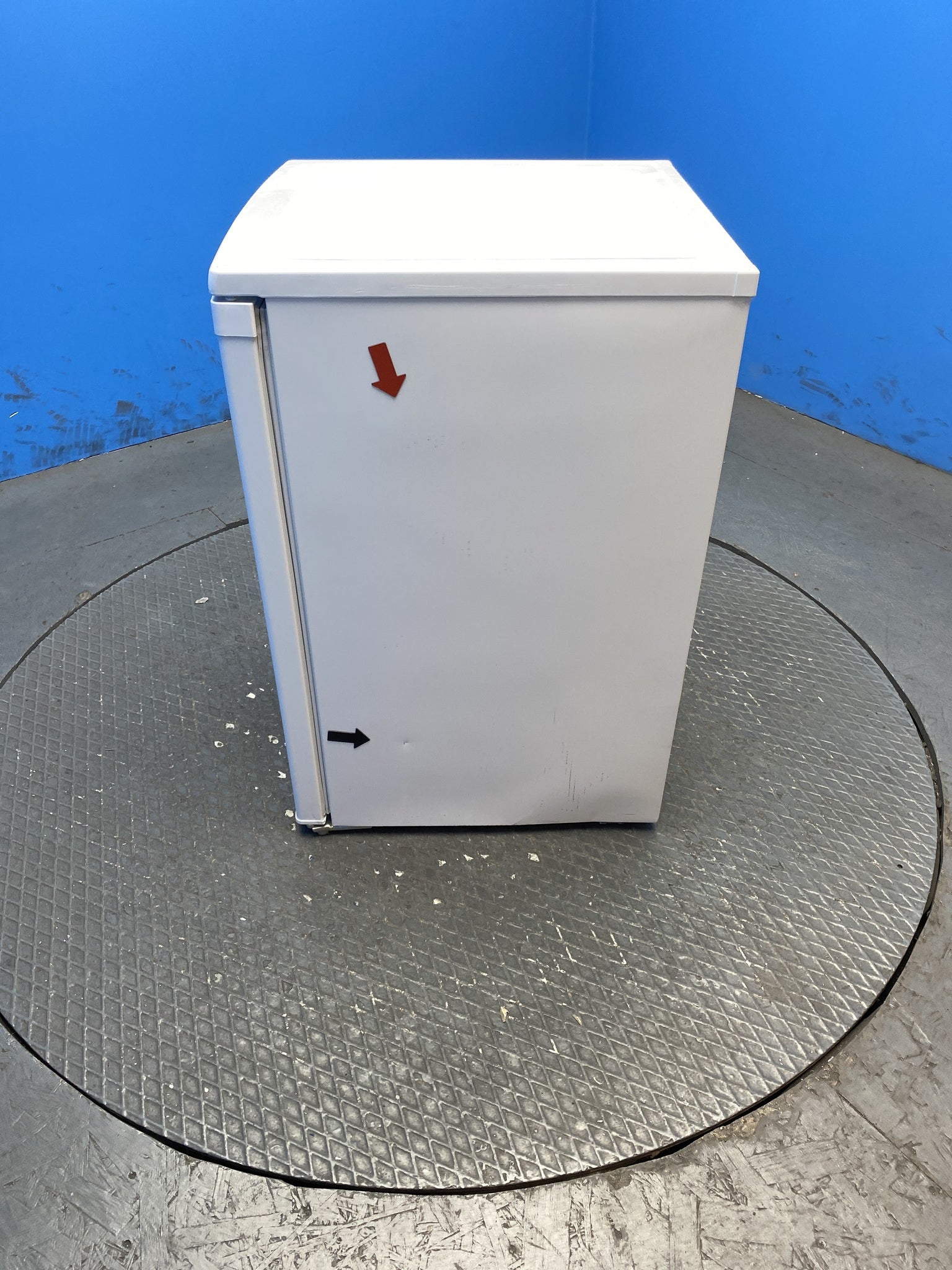 Statesman L255W 113 Litre 55cm Under Counter Fridge