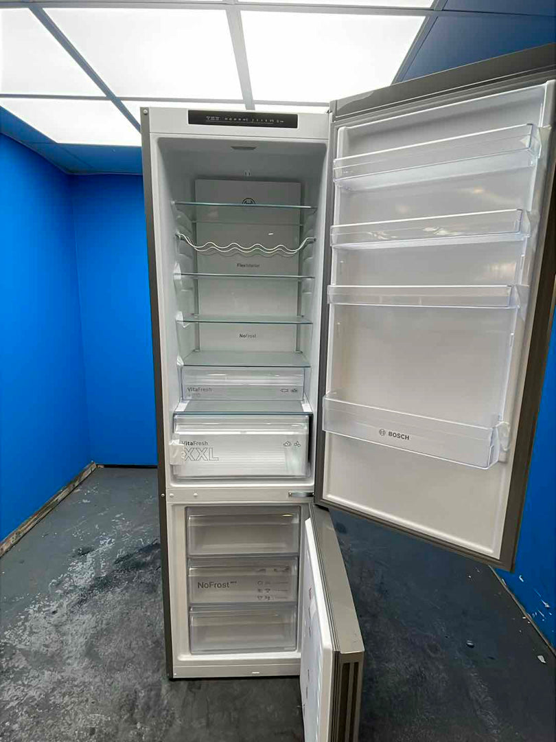 #GRC-159-370 - Bosch KGN392LAGG Series 4 60cm No Frost Fridge Freezer