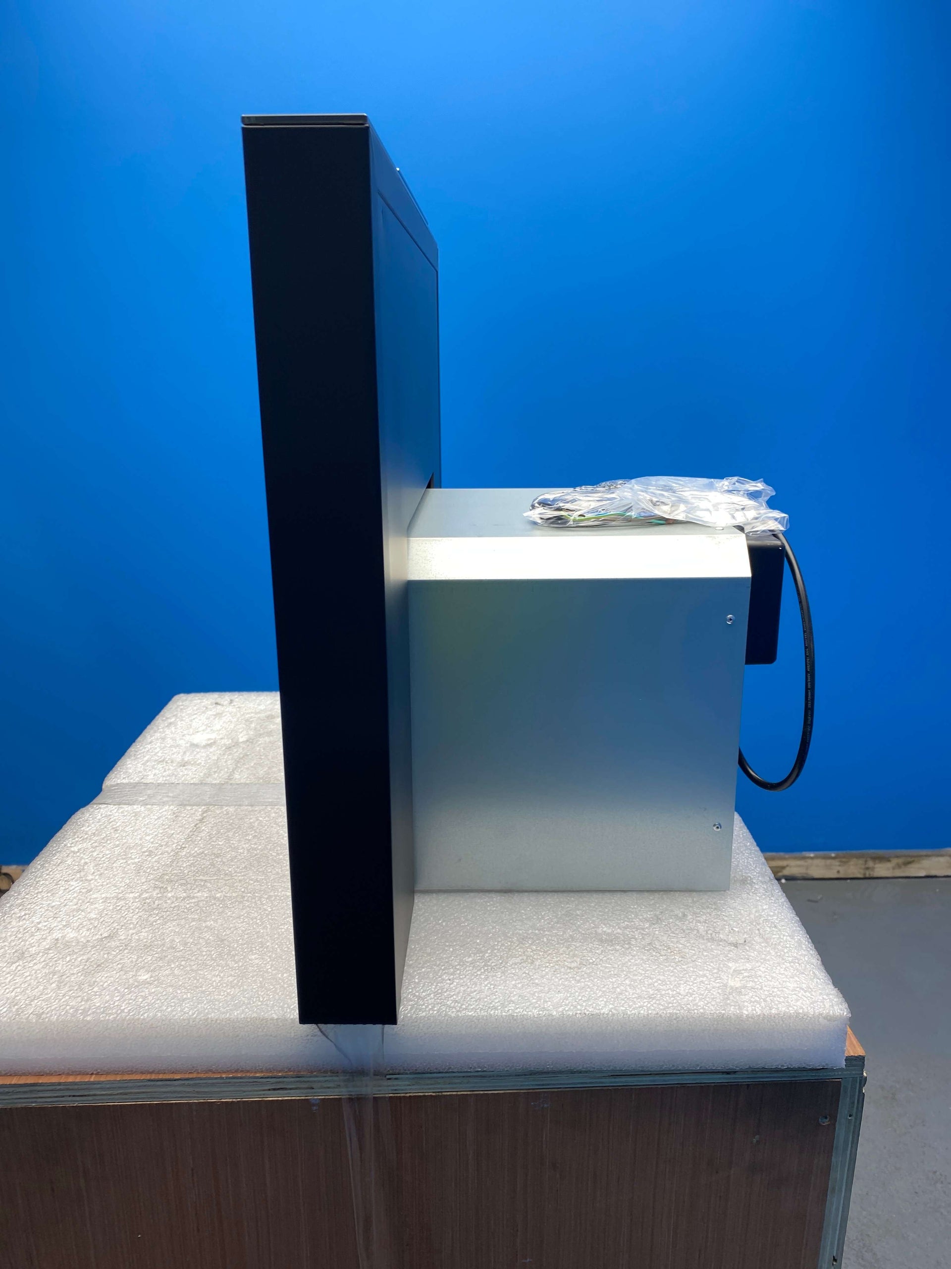 Haier HATS6DS46B I-Link 60cm Wi-Fi Chimney Cooker Hood