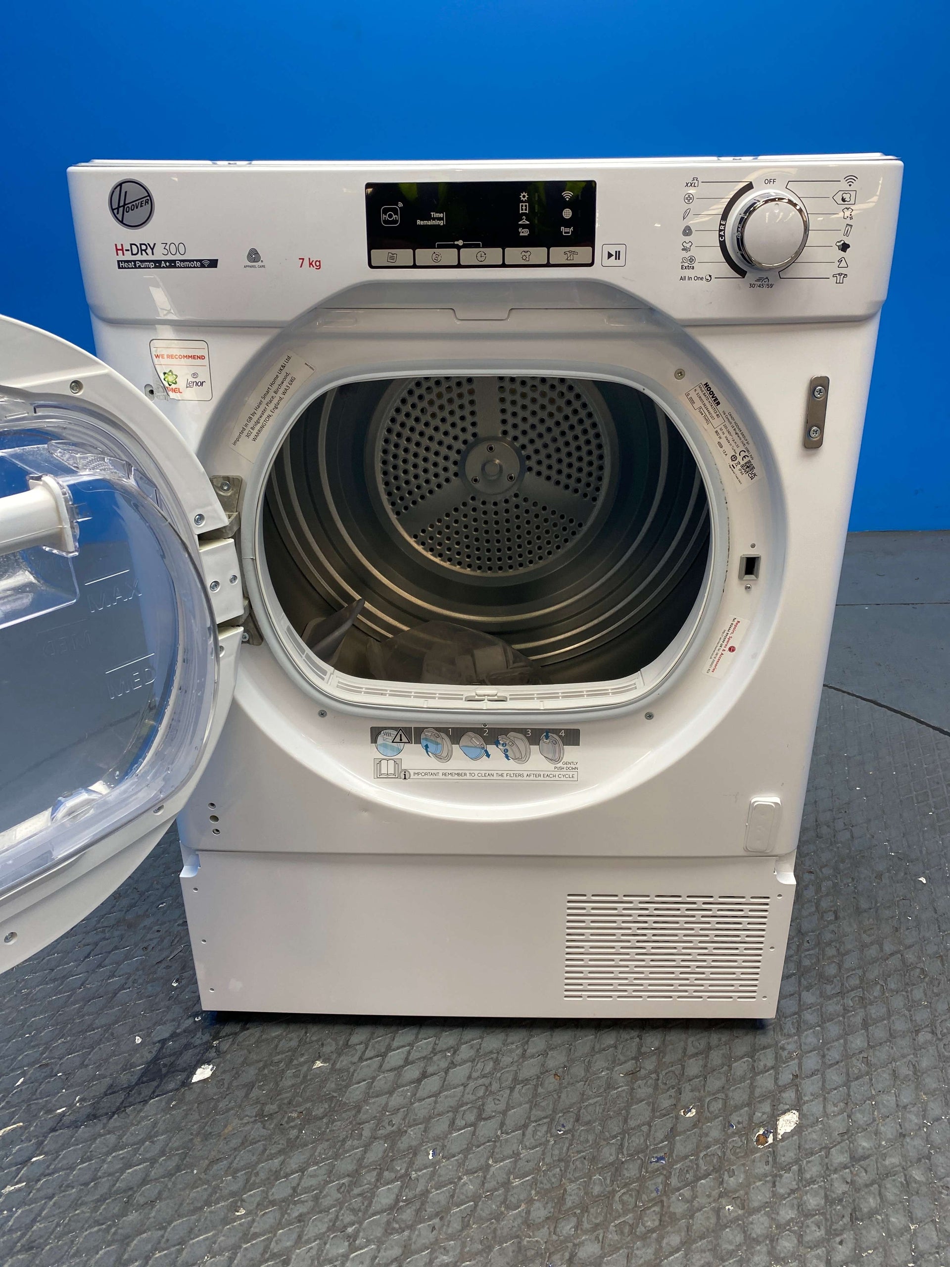 Hoover BATDH7A1TCE Integrated 7kg Heat Pump Tumble Dryer