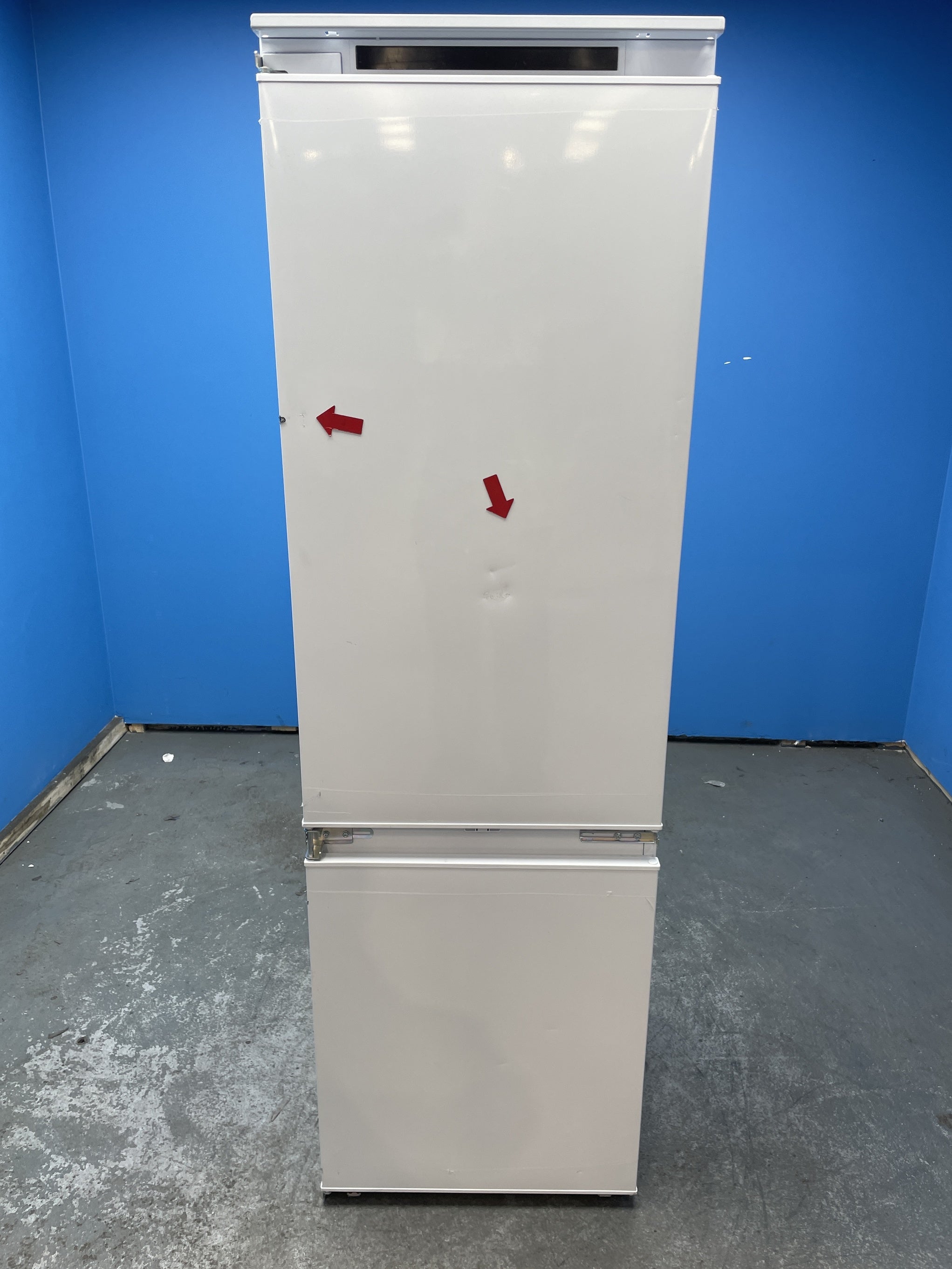 #GRC-153-242 - Candy CBBMT18EK Integrated 244 Litre Smart Fridge Freezer
