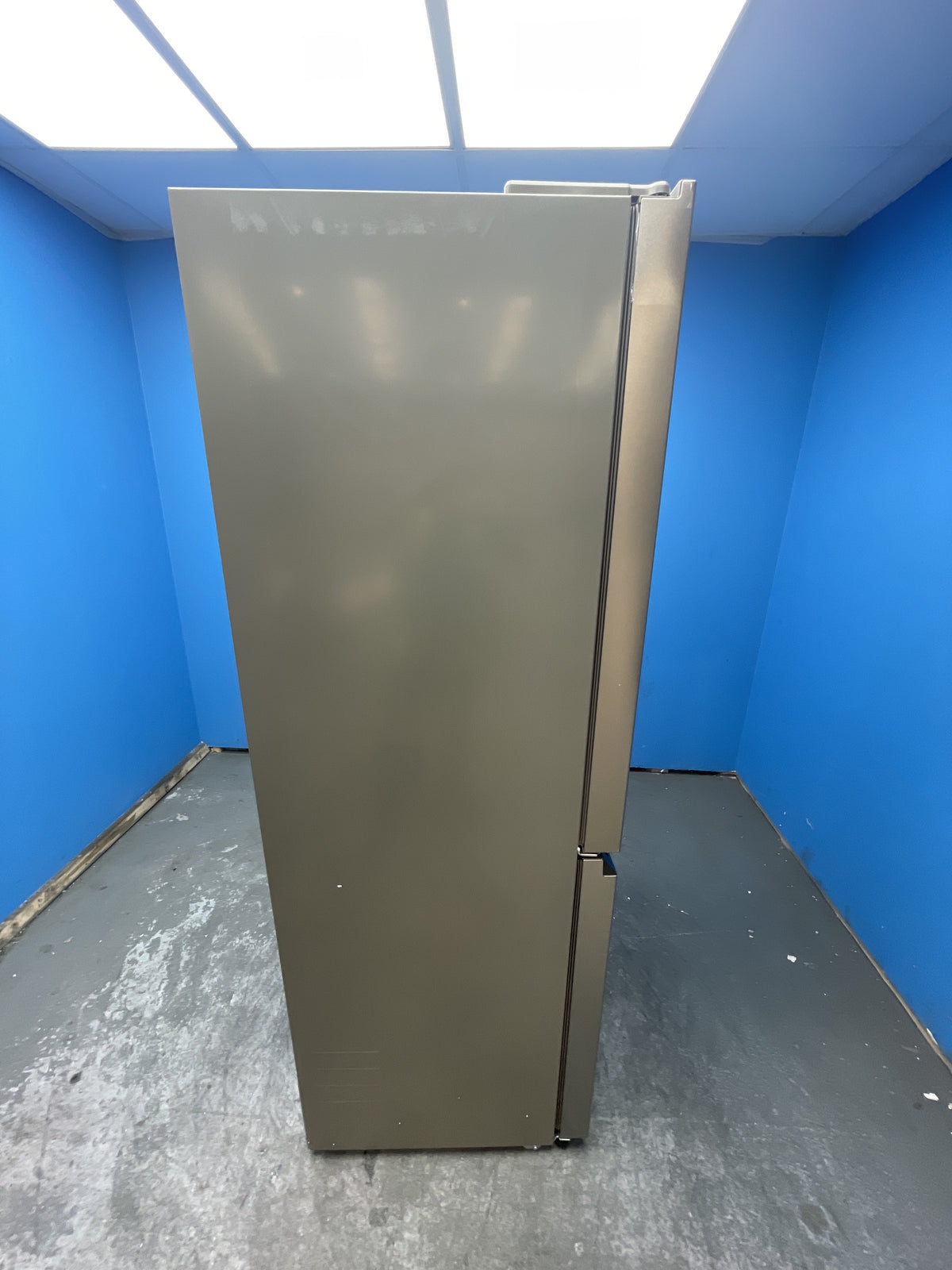 #GRC-162-700 - Haier HCR3818EWMM 4-Door Total No Frost Fridge Freezer