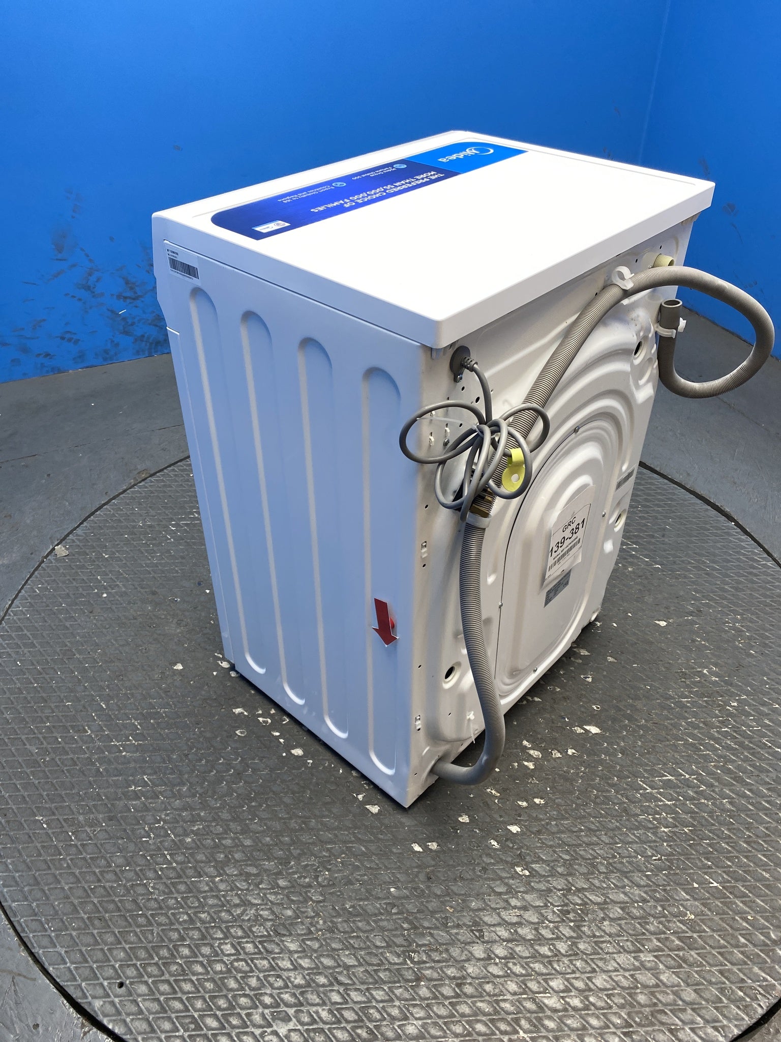 Midea MF10EW80BB 8kg 1400 Spin Washing Machine with Steam Care