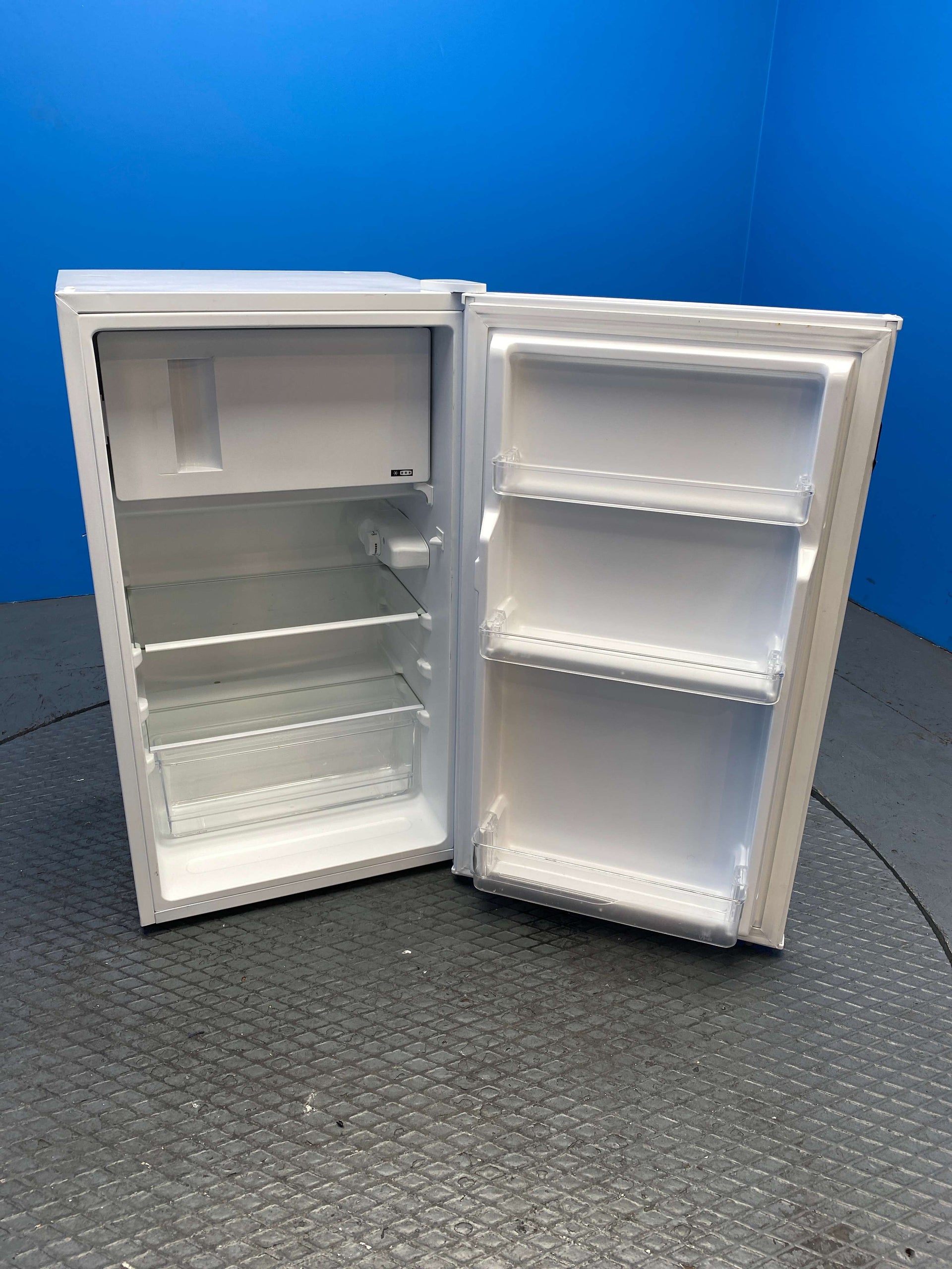 Midea MDRD125FGE01 80L Under Counter Mini Fridge