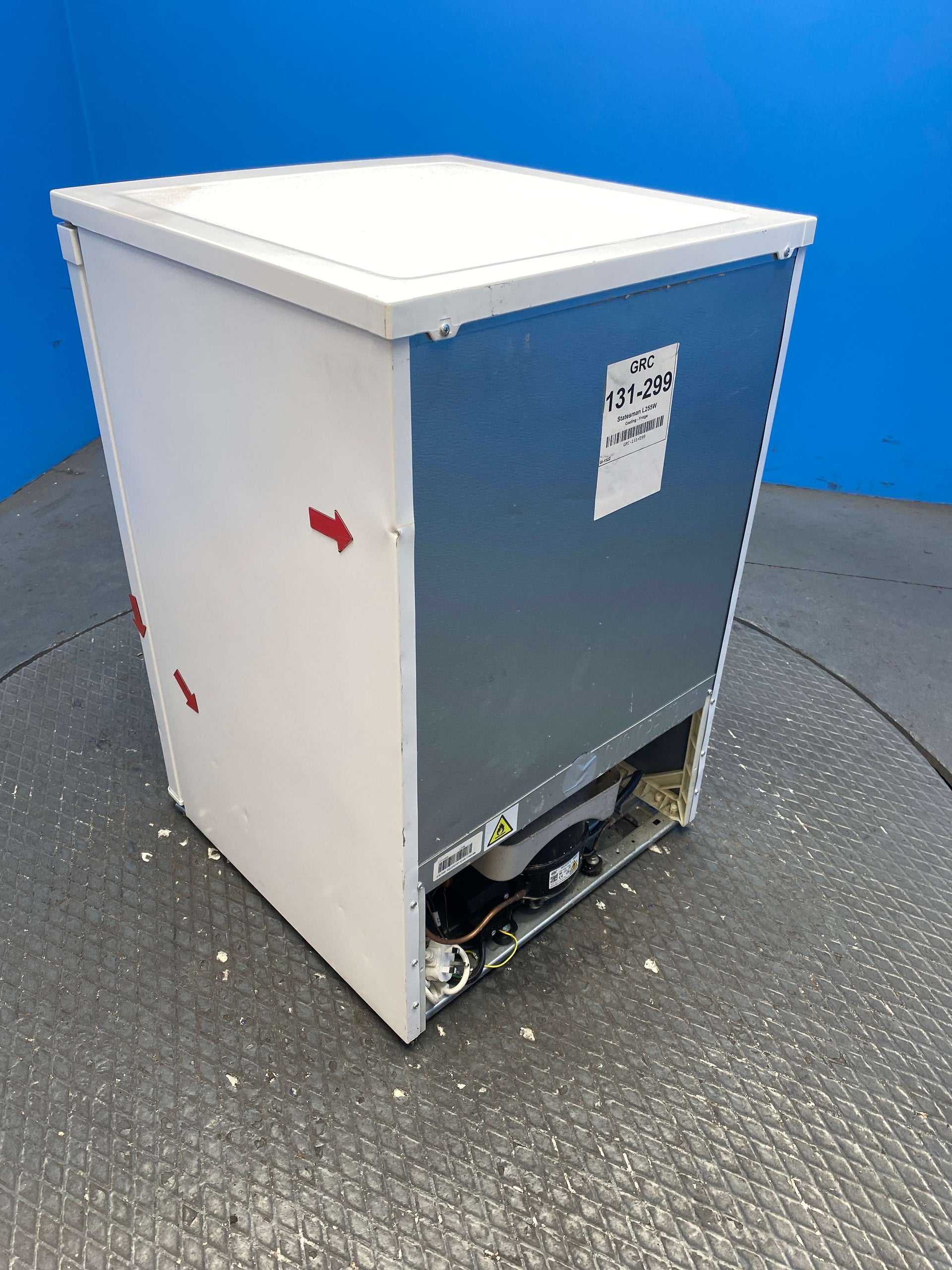 Statesman L255W 113 Litre 55cm Under Counter Fridge