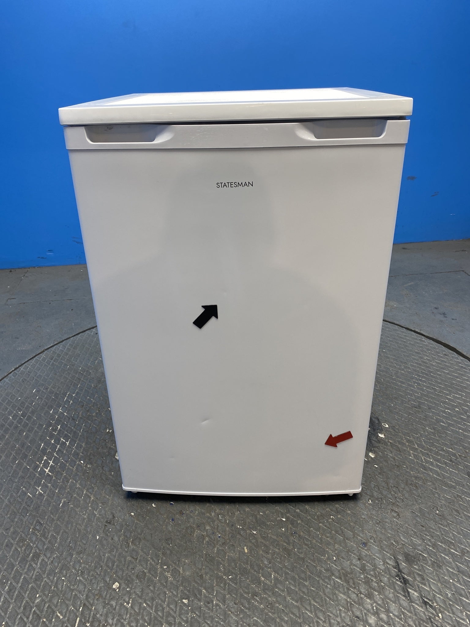 Statesman L255W 113 Litre 55cm Under Counter Fridge