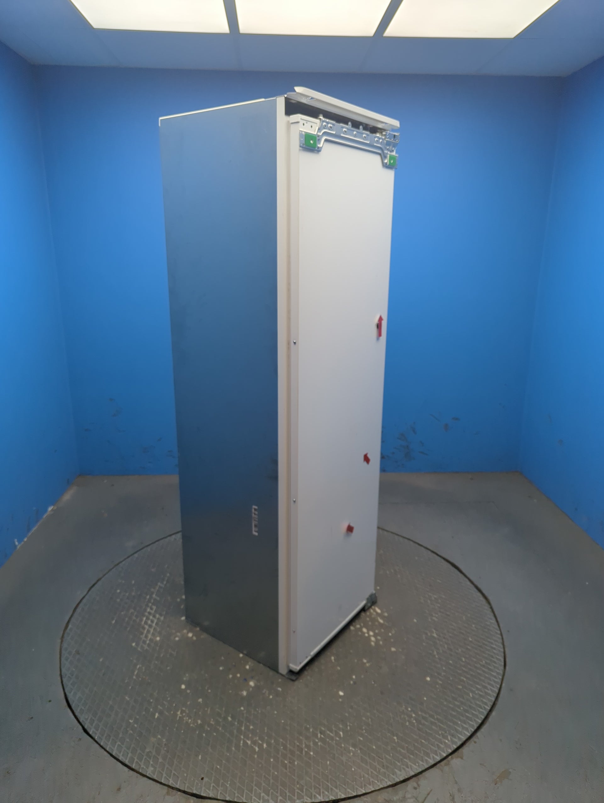 AEG NSK6D181EC 6000 DynamicAir 310L Integrated Larder Fridge