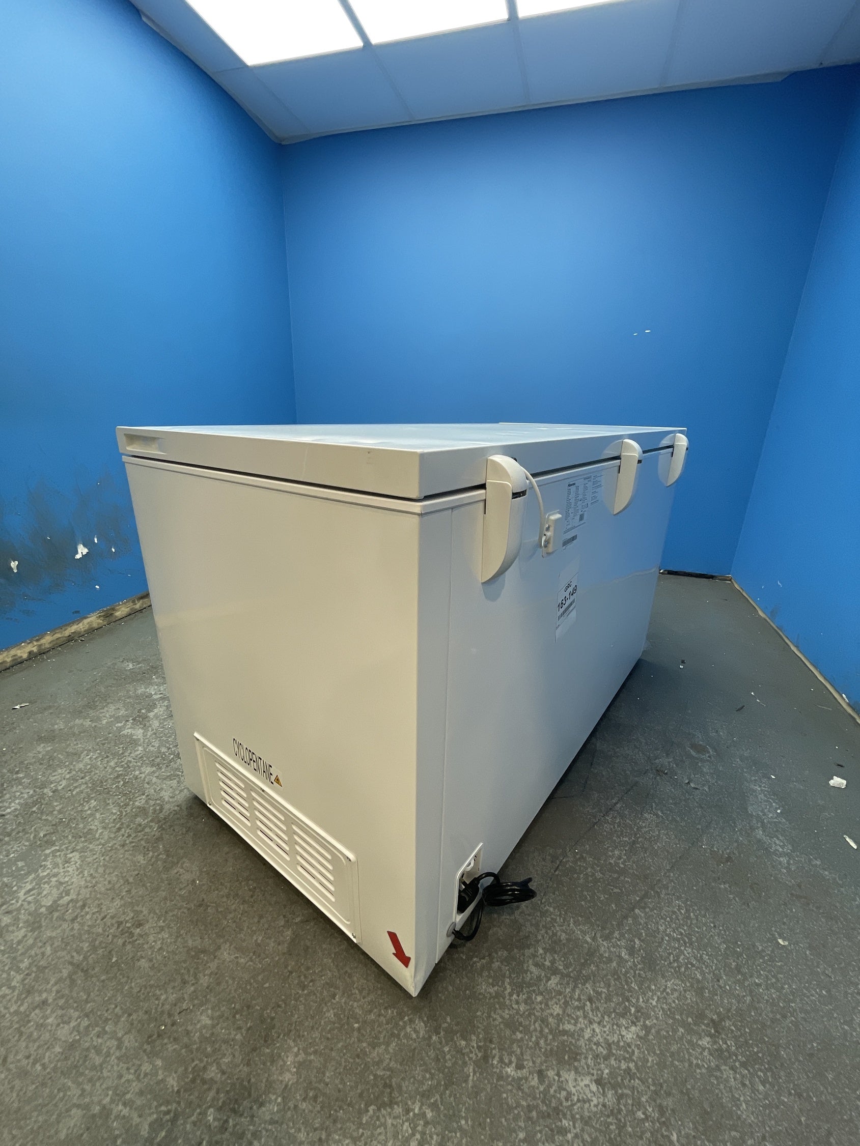 #GRC-163-149 - Hisense FC571D4AWLYE 372L Winter Guard Chest Freezer