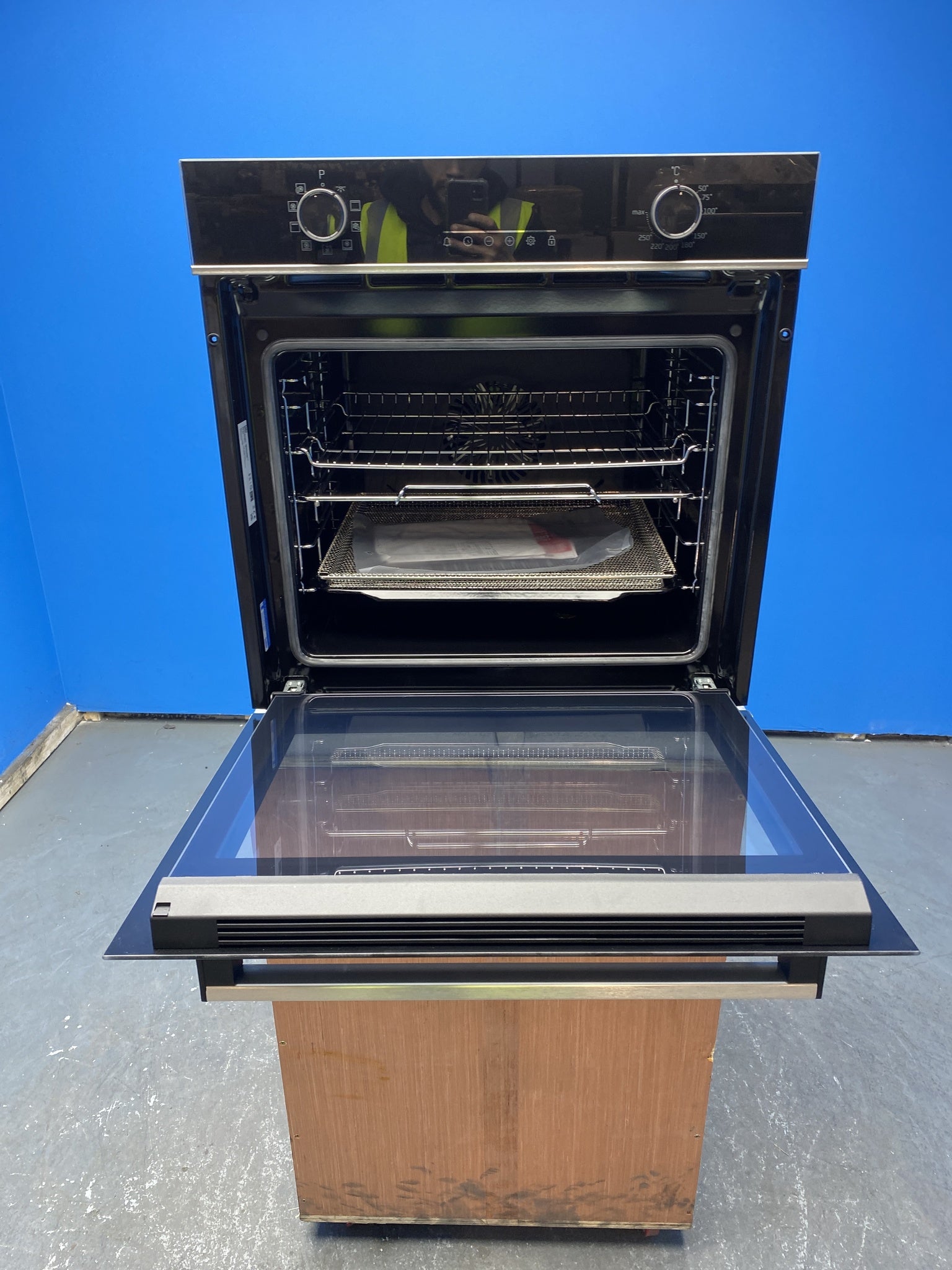 Beko BBIMA13300XC 60cm Built-In AeroPerfect™ Multifunction Oven
