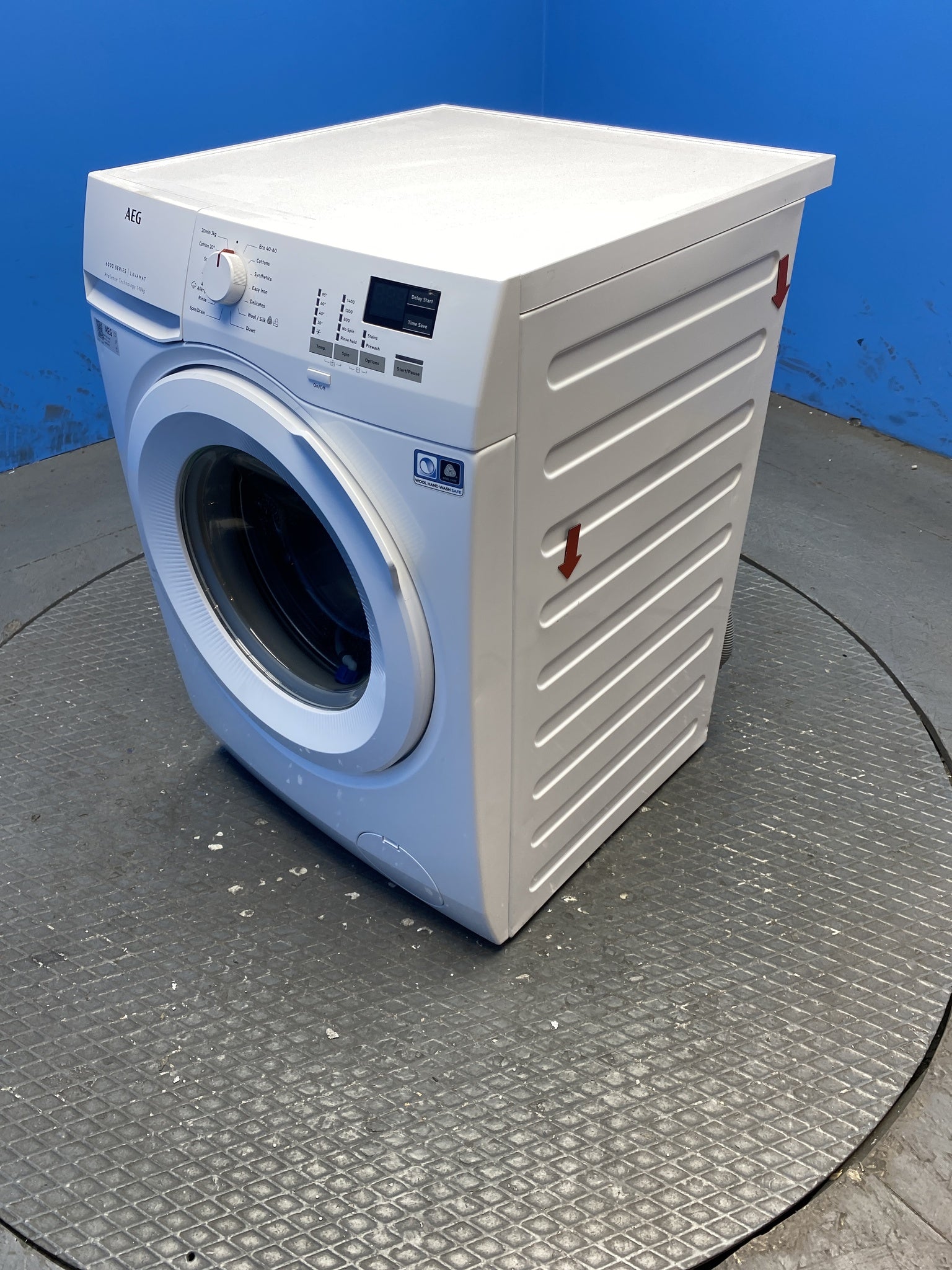 AEG 6000 ProSense L6FBK141B 10kg Washing Machine