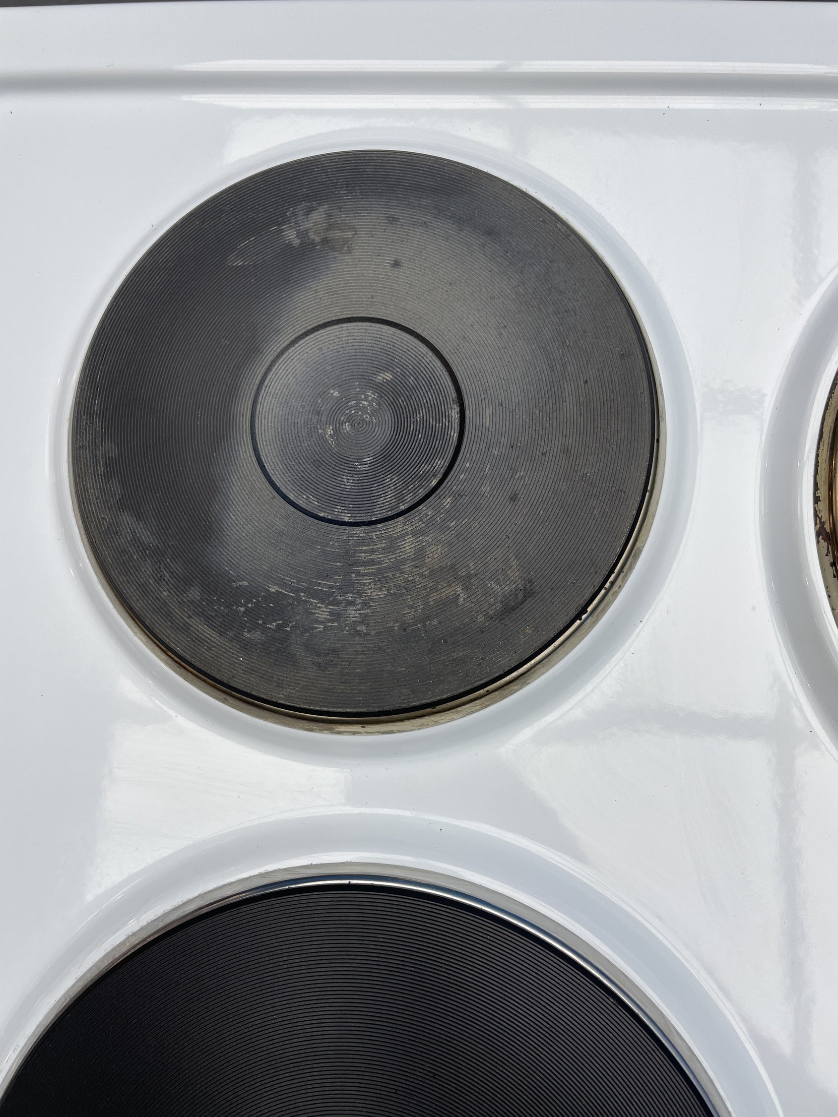 #GRC-163-884 - Midea 50cm Electric Cooker – Solid Plate Hob, Integrated Grill, White