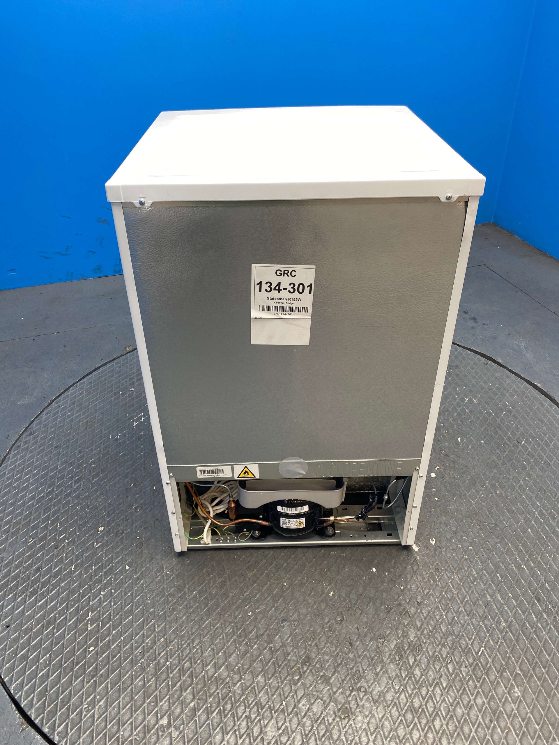 Statesman R155W 55cm Under Counter Fridge