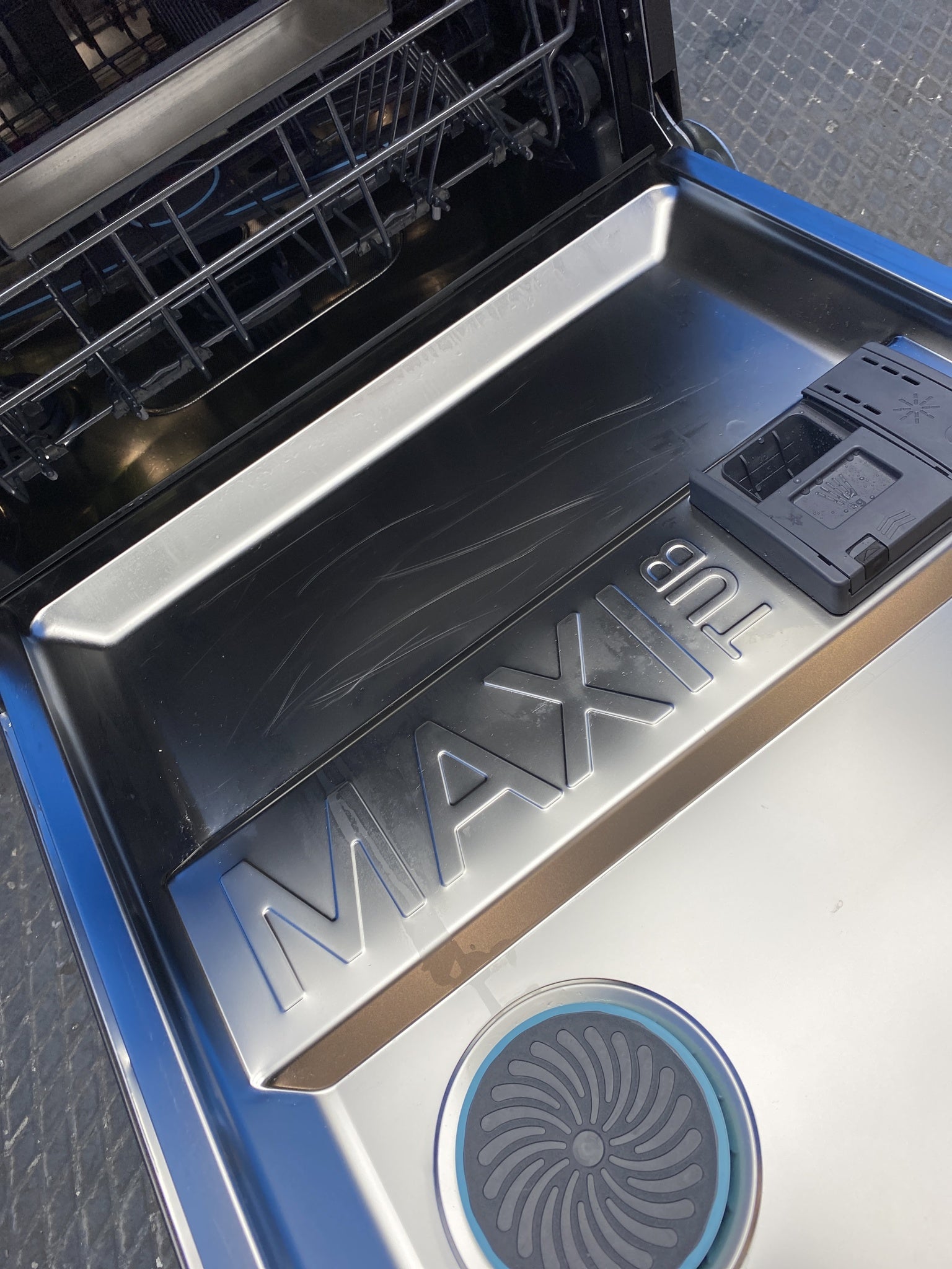 Haier XF4A4M4PDA Series 7 I-Pro Shine 14 Place Setting Dishwasher