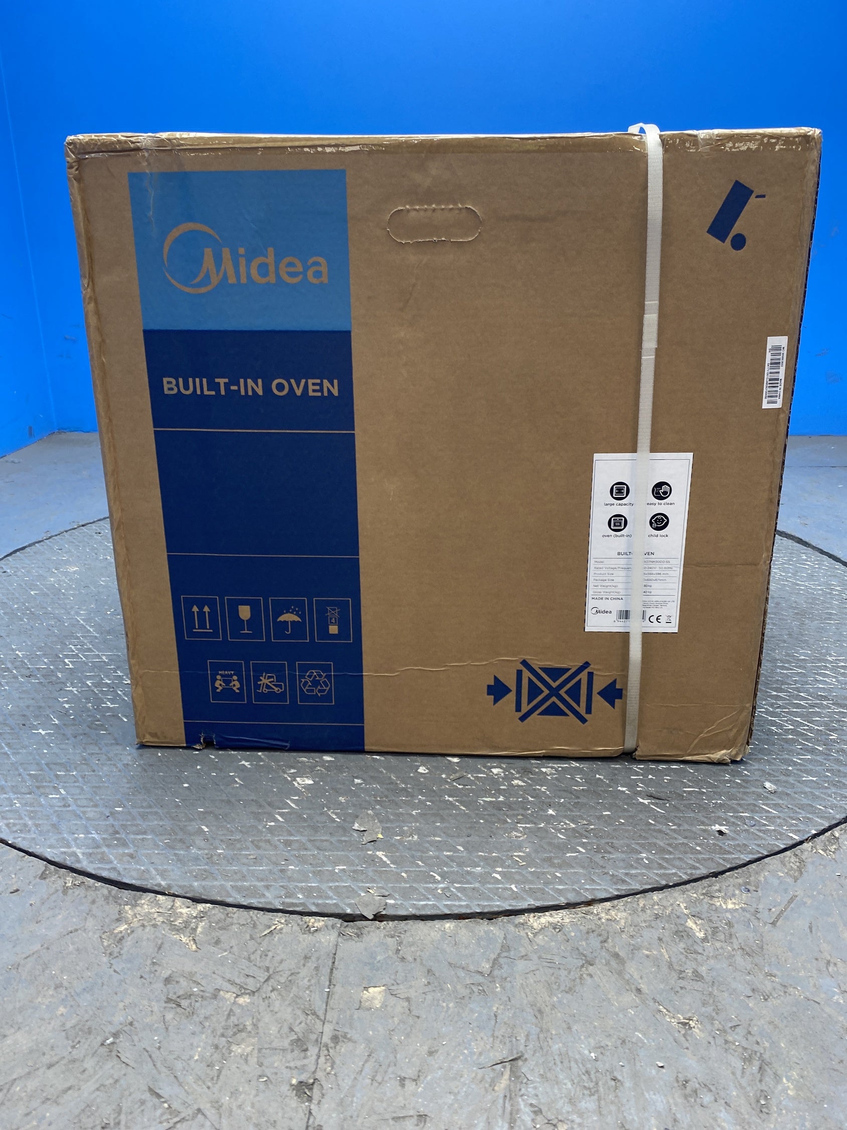 #GRC-158-853 - Midea MBO7NM30D0-SS 70L Built-In Electric Single Oven