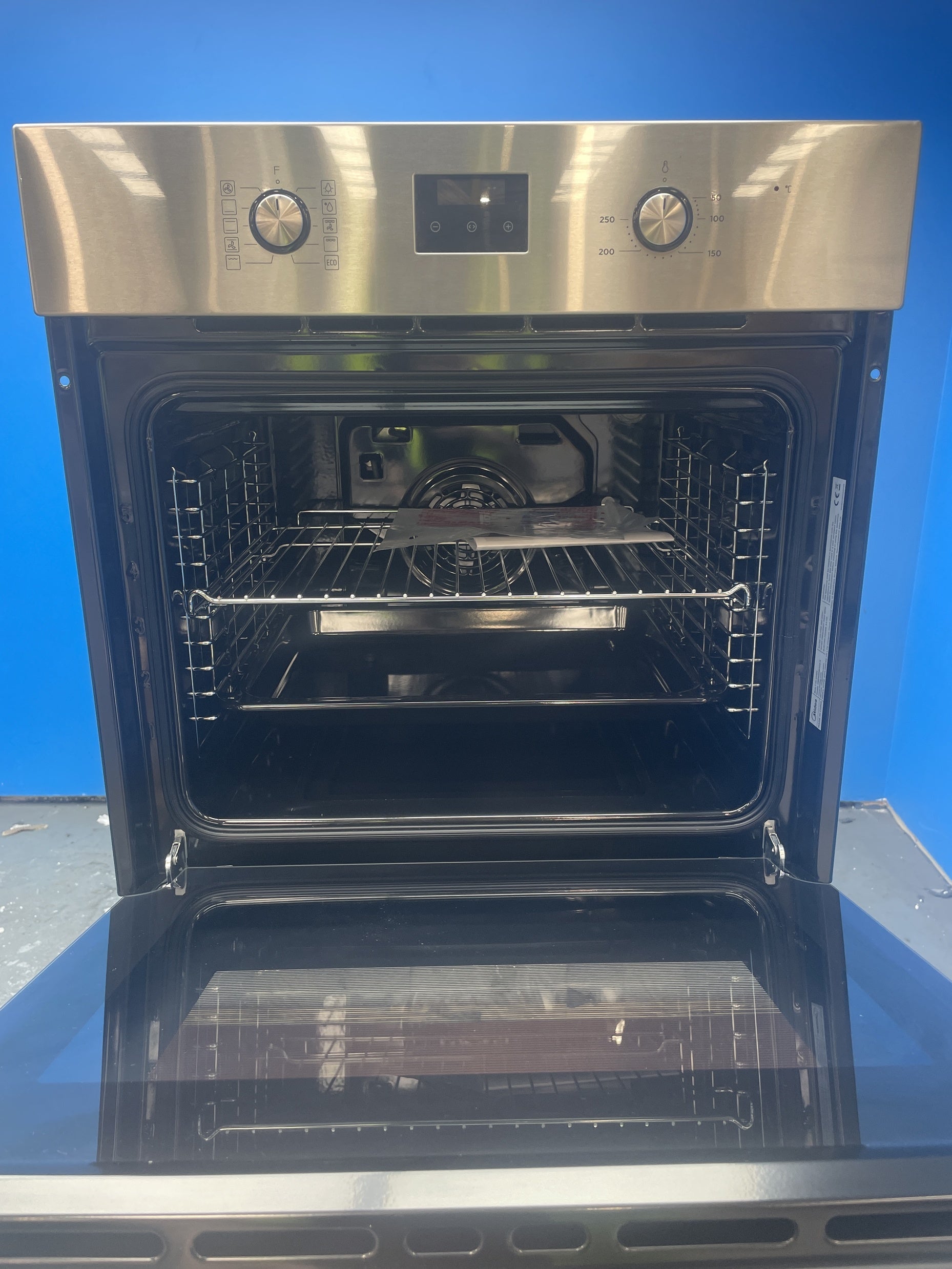 #GRC-158-746 - Midea MBO65M90D2-X Built-in Single Electric Fan Oven