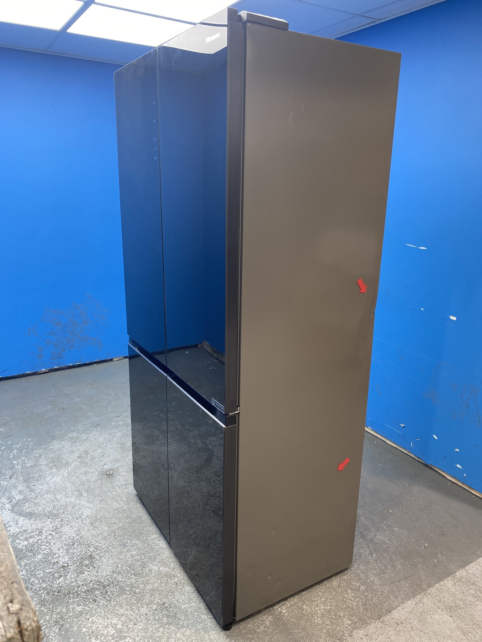 #GRC-137-484 - Hisense RQ768N4GBE KitchenFit Total No Frost American Fridge Freezer