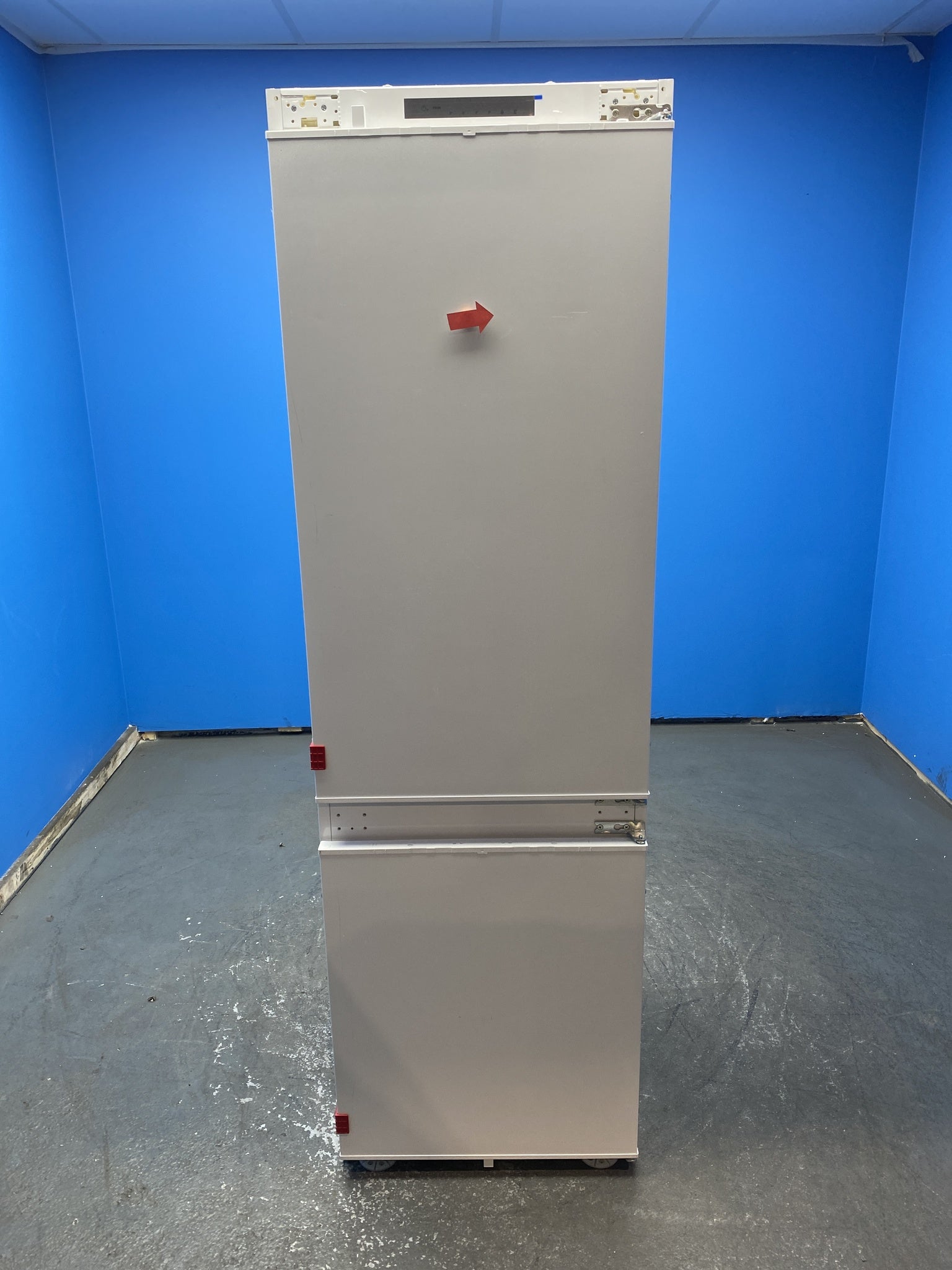 Hoover HONBQL3518EVK Integrated 268 Litre Low Frost Fridge Freezer