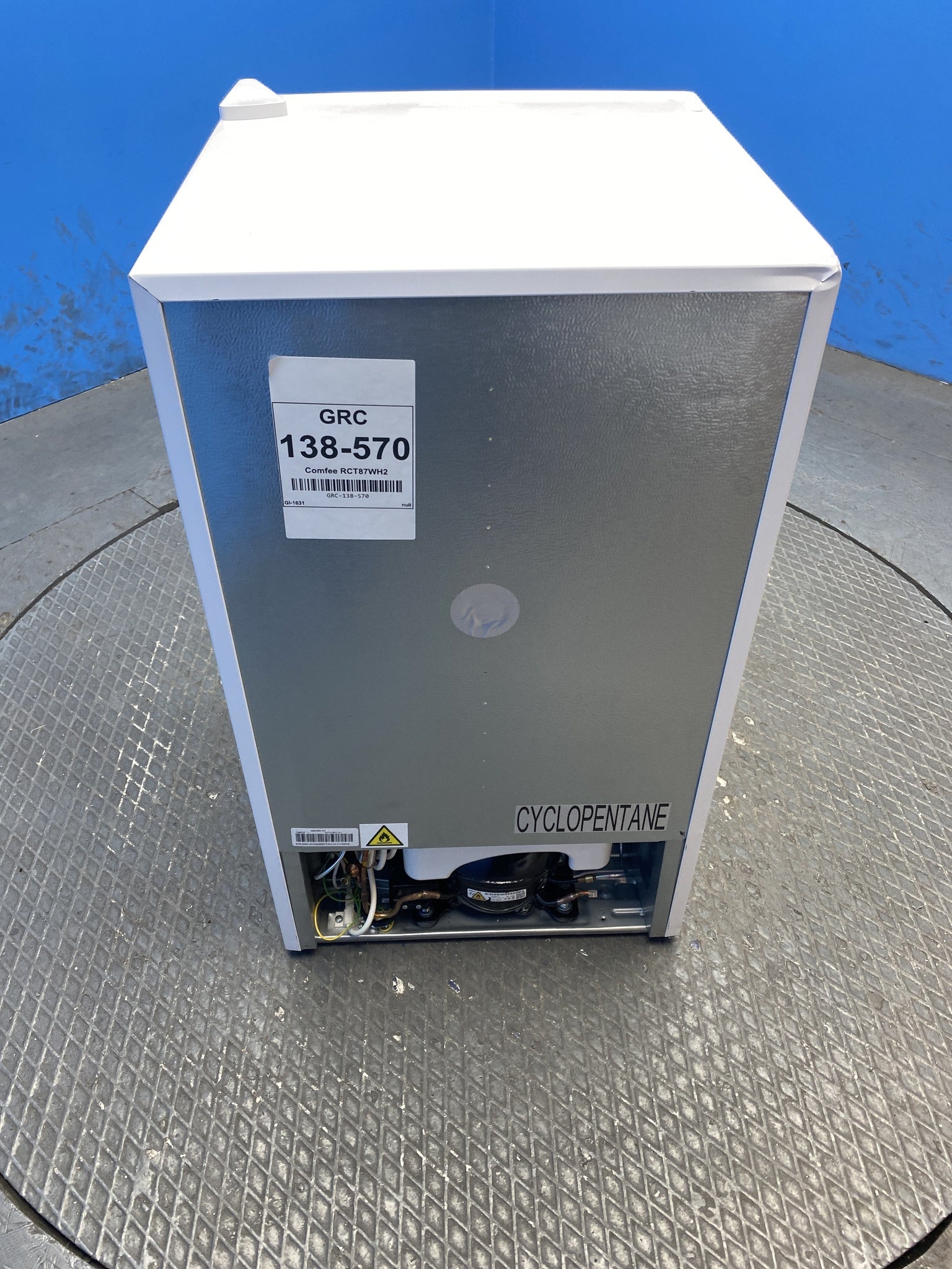 COMFEE’ RCT87WH2(E) 87L Under Counter Fridge Freezer