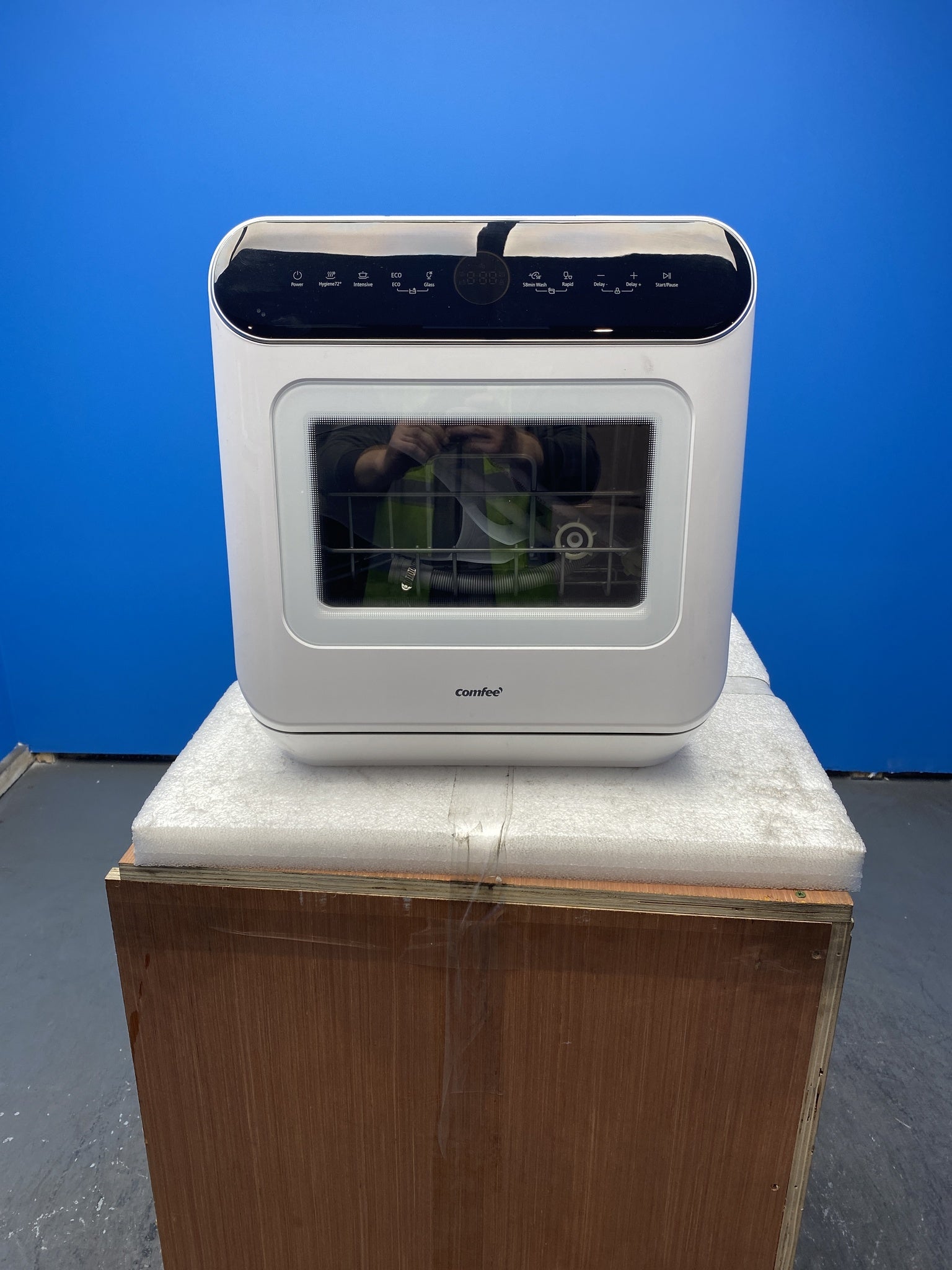 COMFEE' CDWMT305W Mini Plus Tabletop Dishwasher