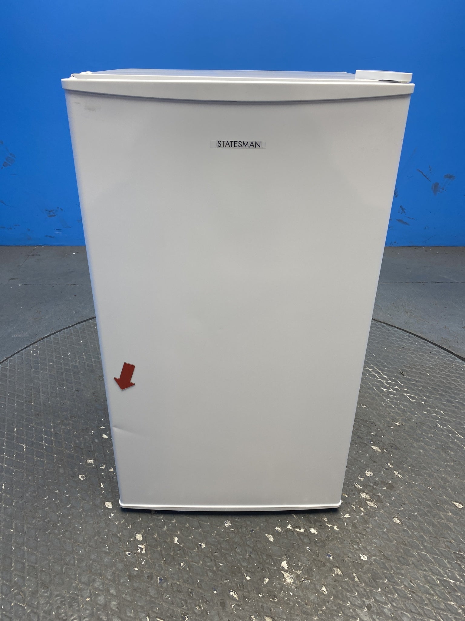 Statesman UC47IBW Compact 47cm 80 Litre Under Counter Fridge