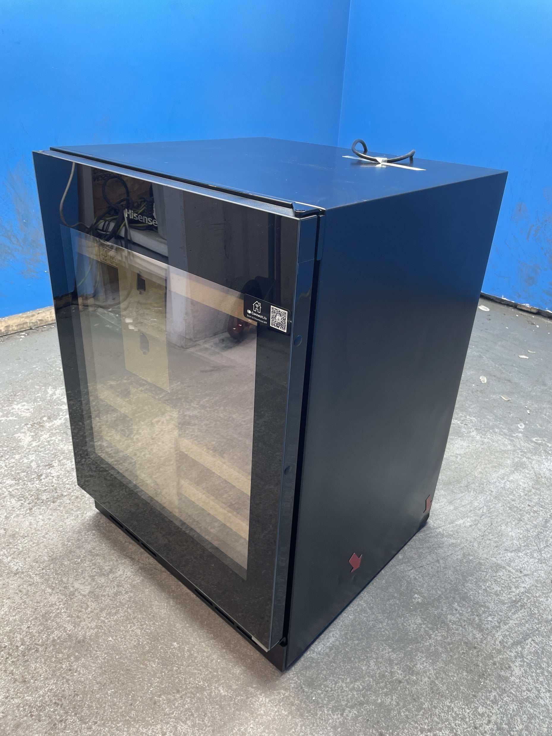 #GRC-157-502 - Hisense RW3N122GSLF 46 Bottle WiFi Wine Cooler