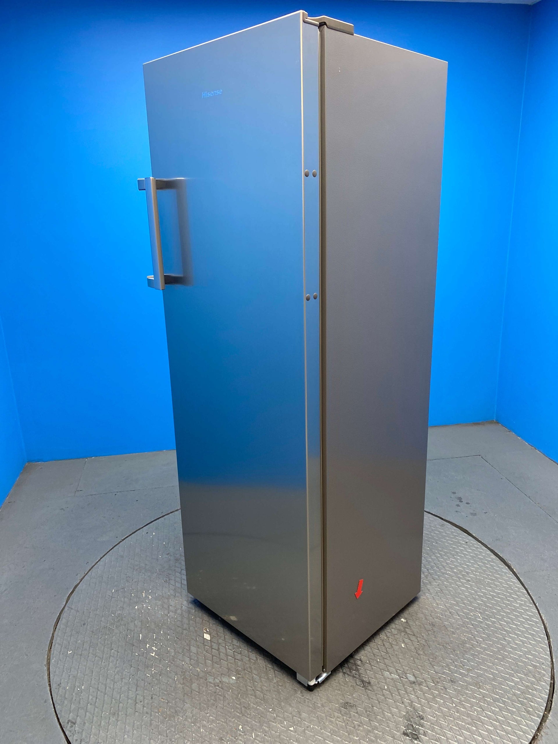 Hisense RL415N4ACE Tall 322 Litre No Frost  Larder Fridge